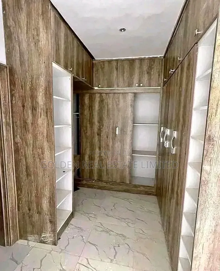 Furnished 8bdrm Mansion in Guzape District for sale