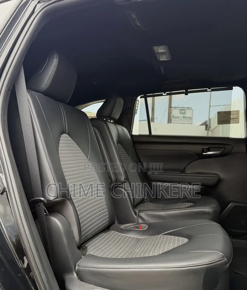 Toyota Highlander XSE AWD 2023 Black