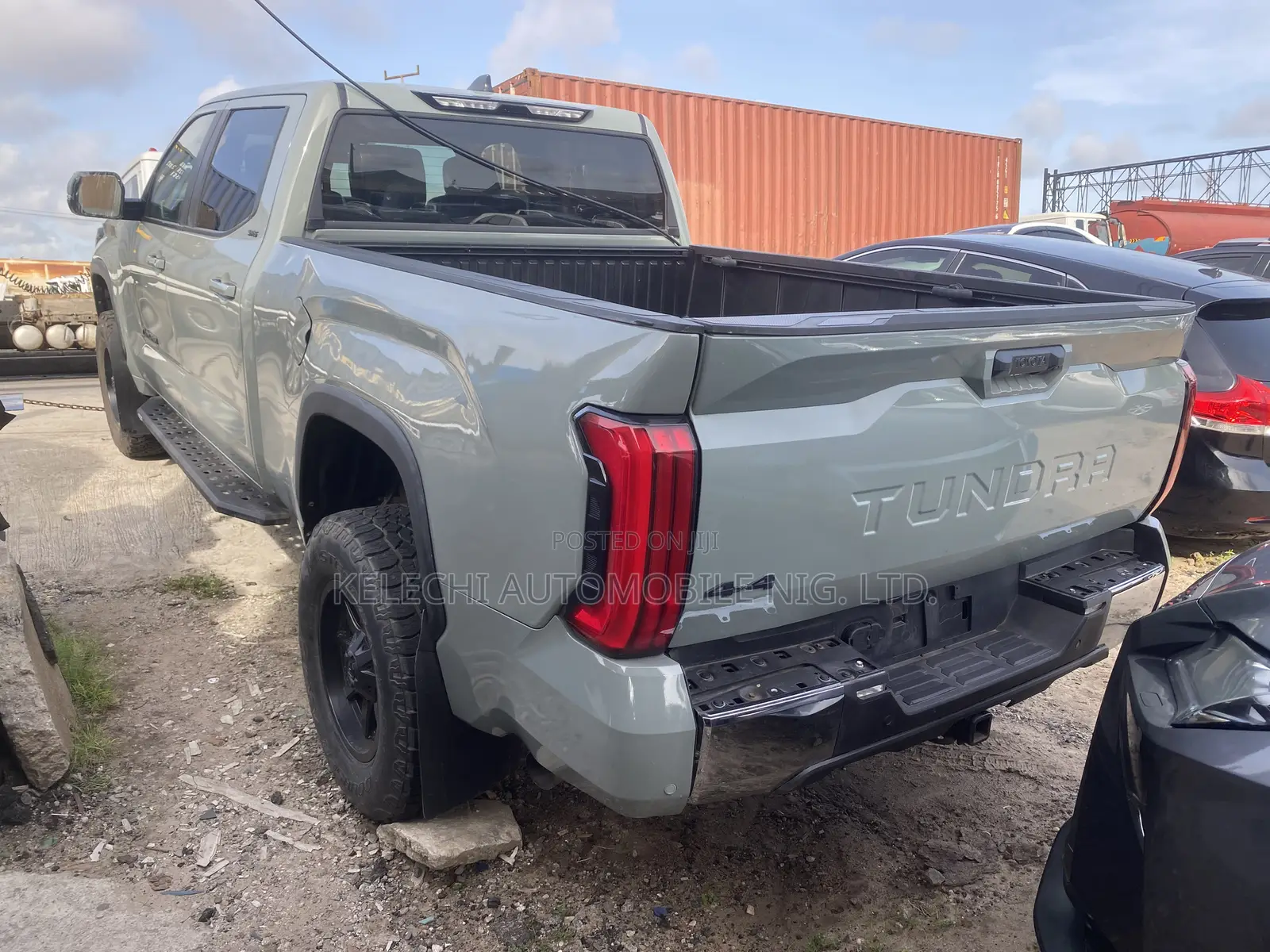 Toyota Tundra SR5 CrewMax 4WD SB w/6.5' Bed 2025