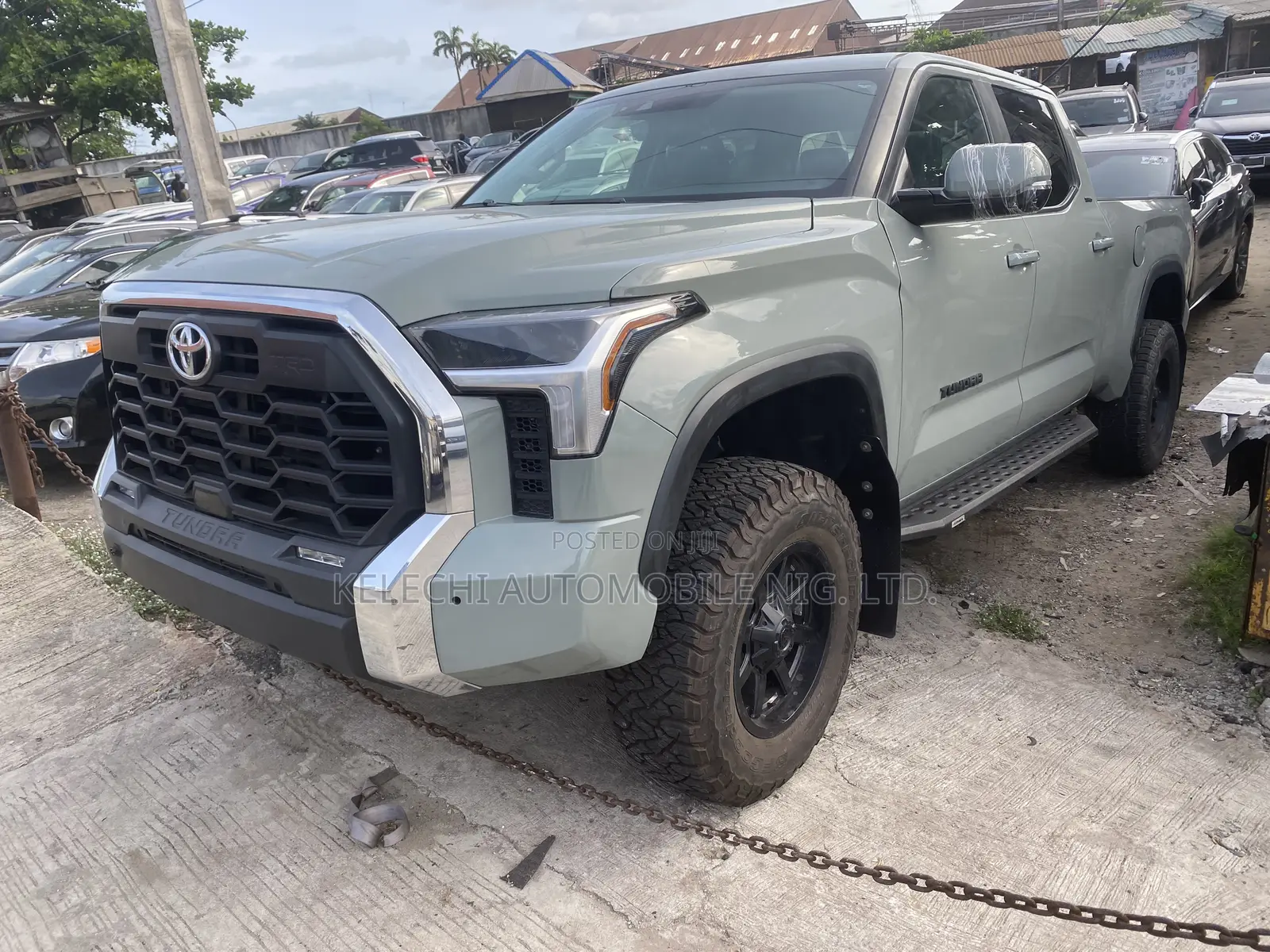Toyota Tundra SR5 CrewMax 4WD SB w/6.5' Bed 2025