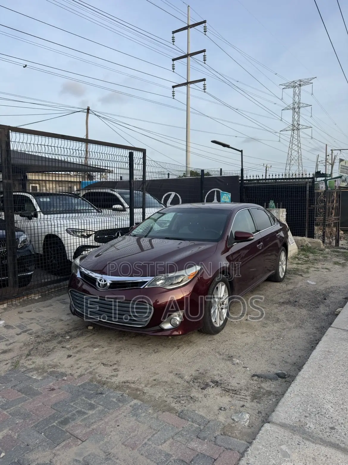 Toyota Avalon Limited 4dr Sedan (3.5L 6cyl 6A) 2014 Burgundy