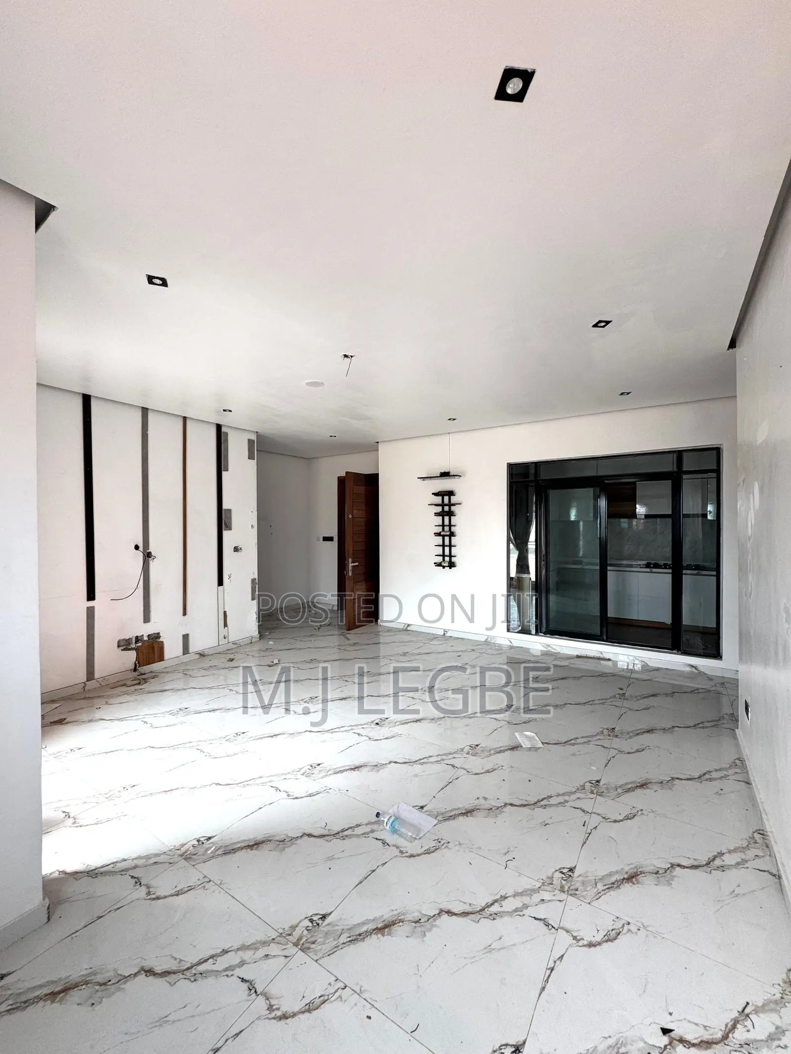 2bdrm Apartment in Ikate, Lekki for rent