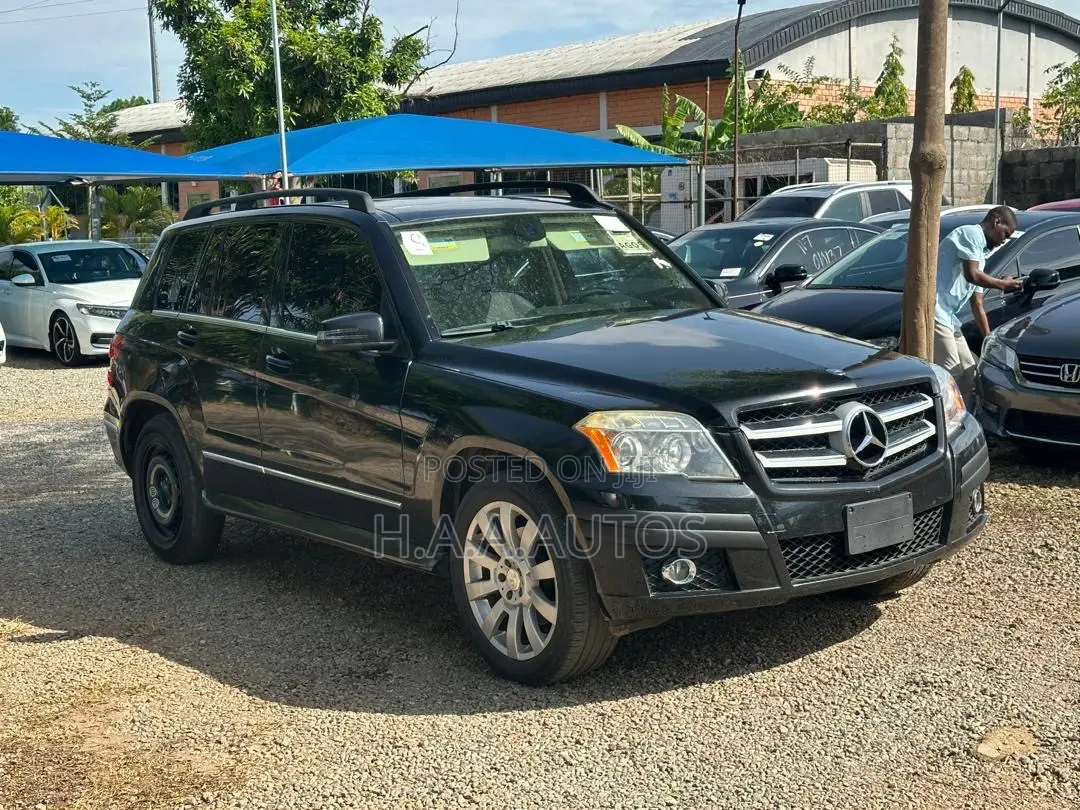 Mercedes-Benz GLK-Class 2010 Black