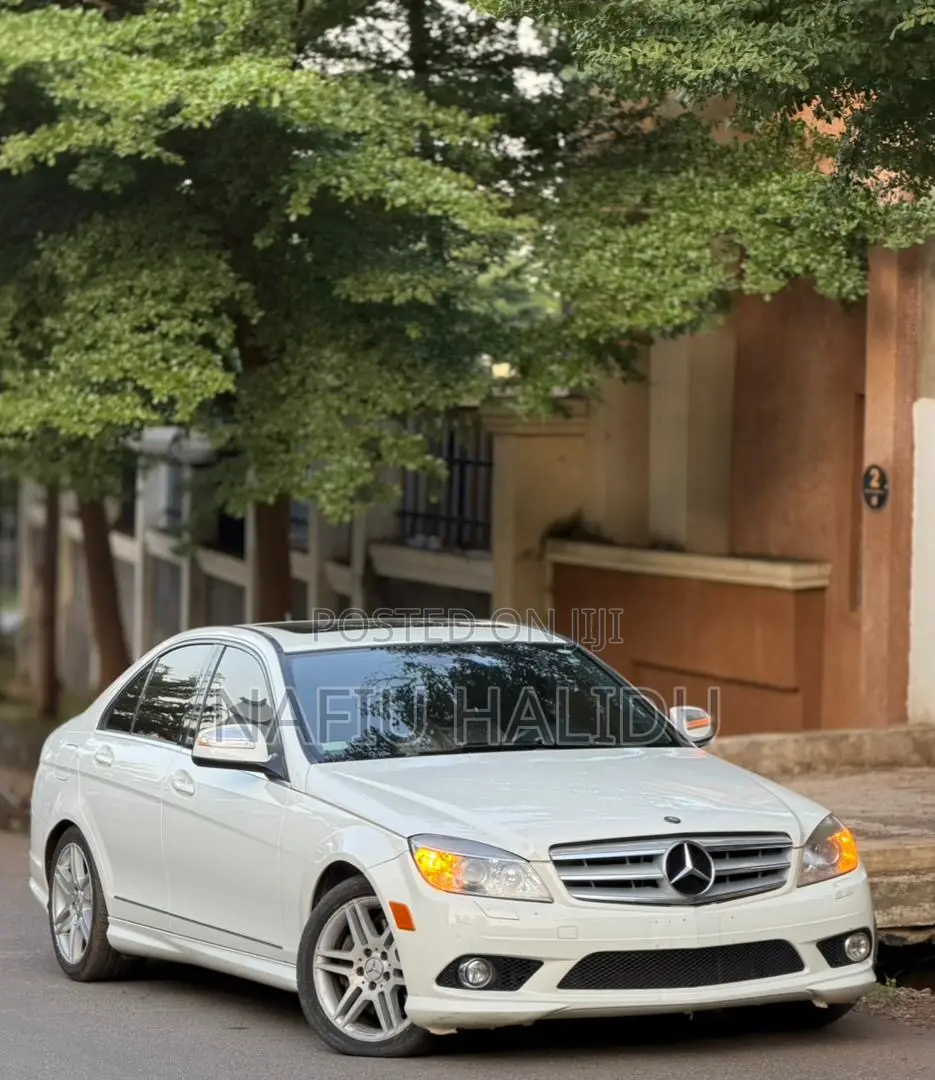 Mercedes-Benz CLK 2009 White
