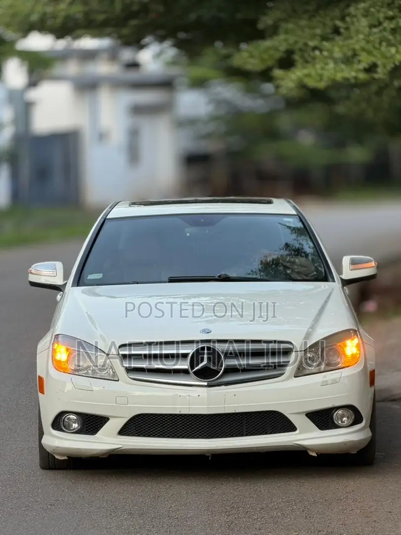 Mercedes-Benz CLK 2009 White