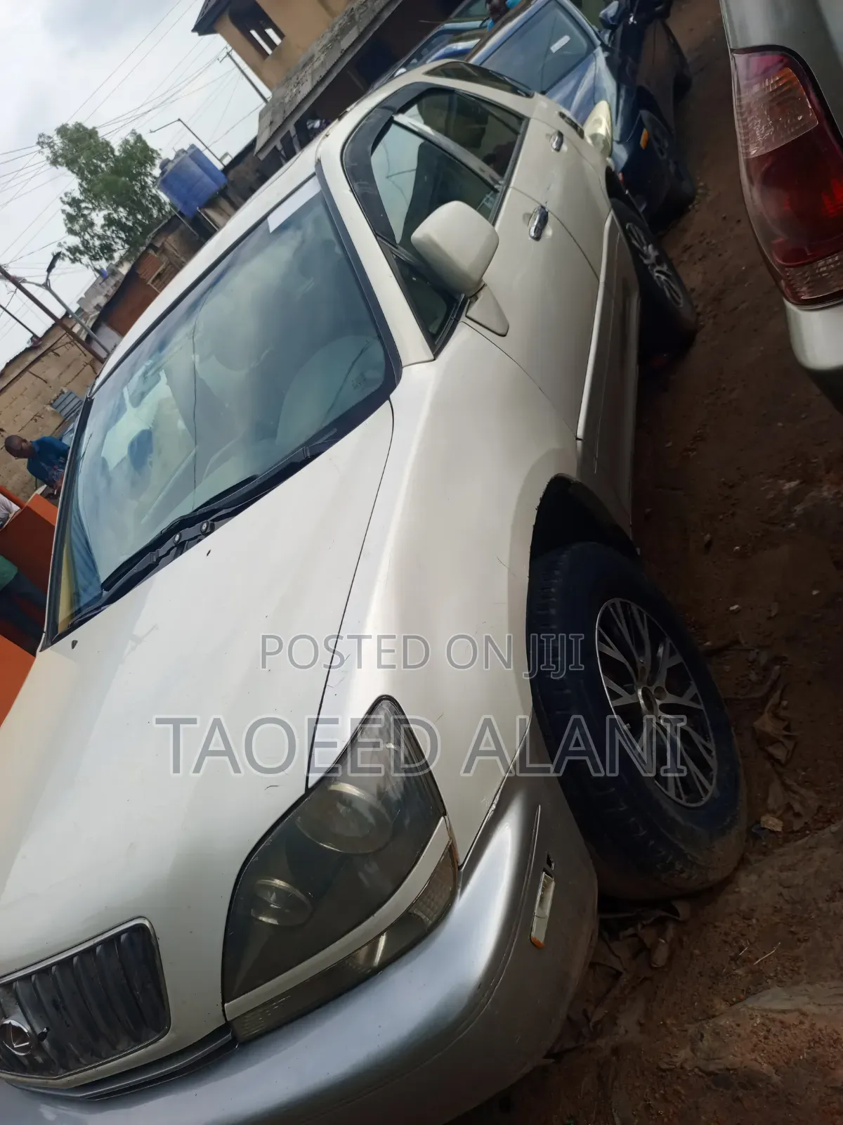 Lexus RX 2000 White