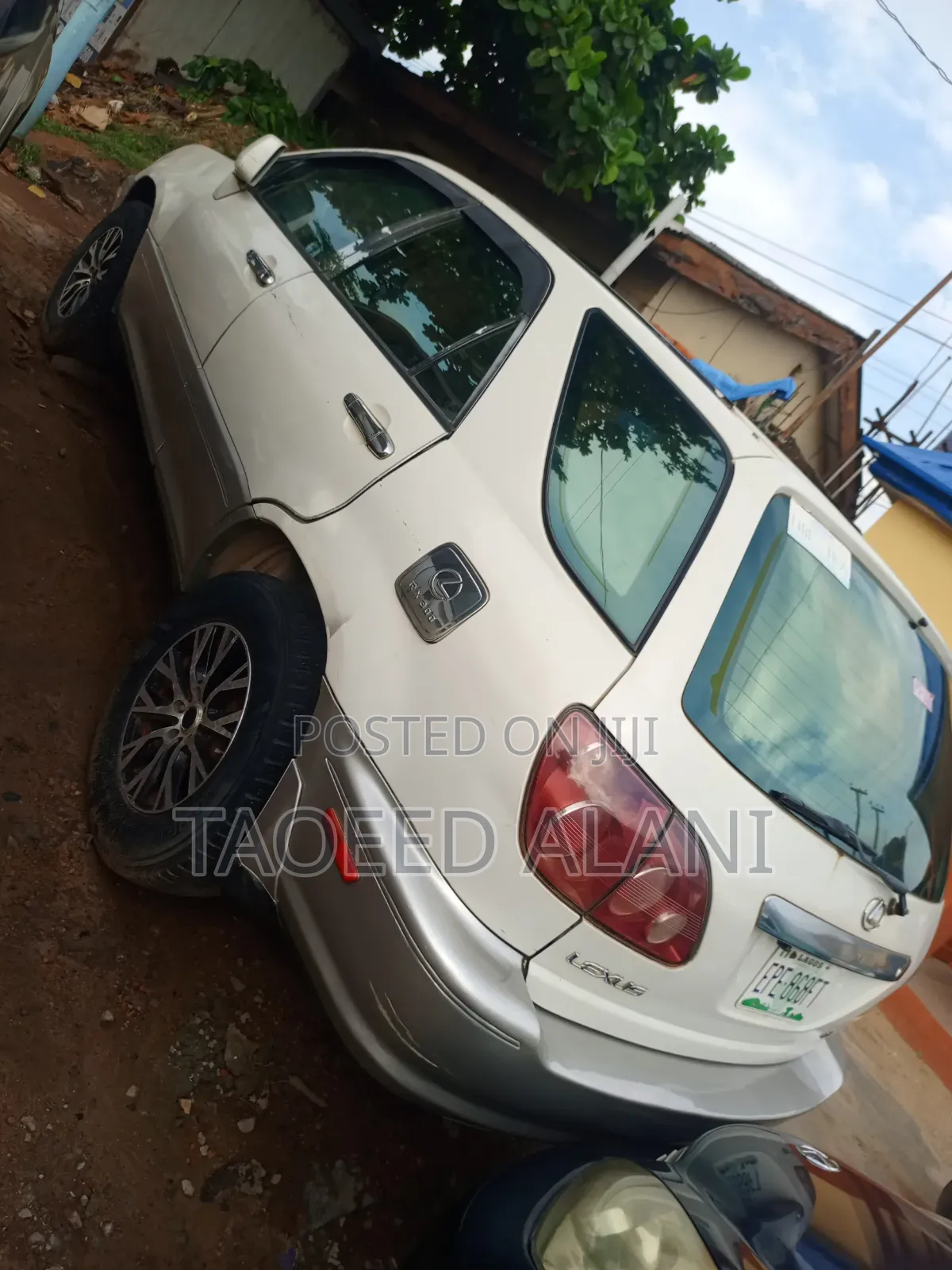 Lexus RX 2000 White