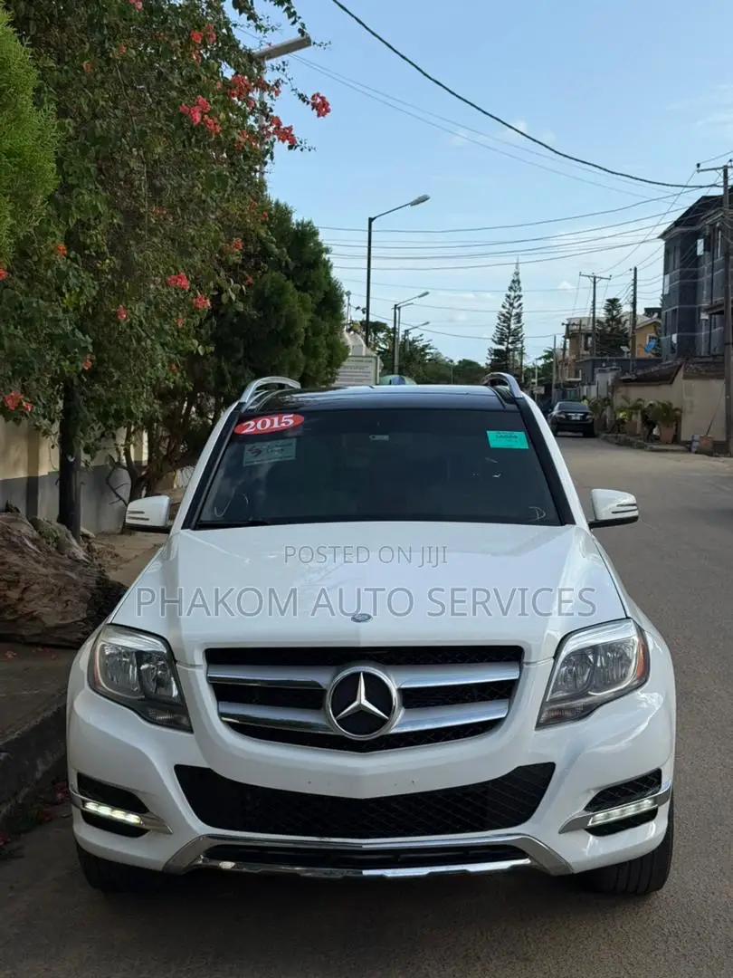 Mercedes-Benz GLK-Class Base GLK 350 4dr 4x2 (3.5L 6cyl 7A) 2015 White