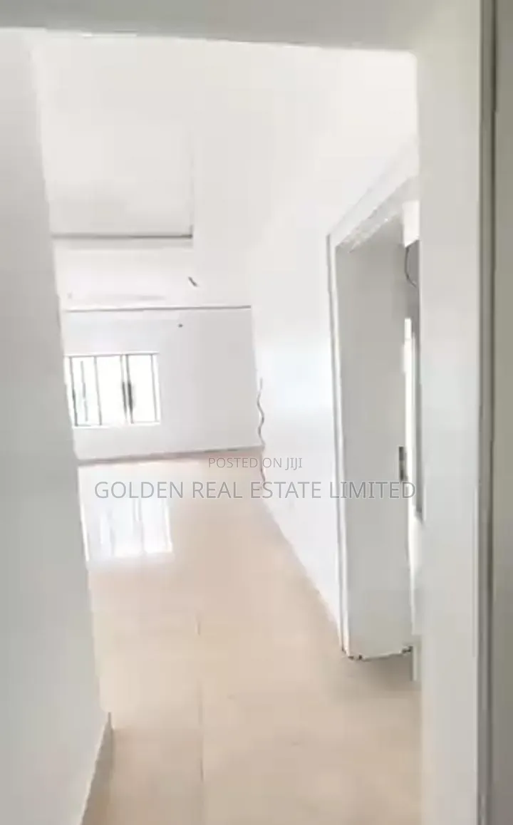 5bdrm Duplex in Lokogoma for sale
