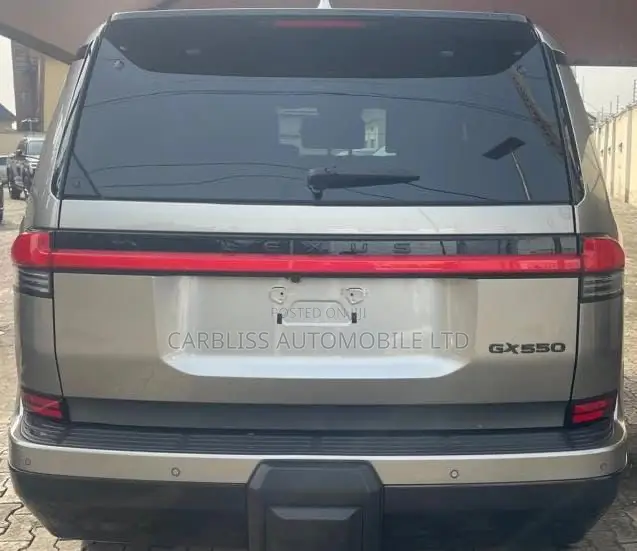 Lexus GX 550 Overtrail 2024 Gray