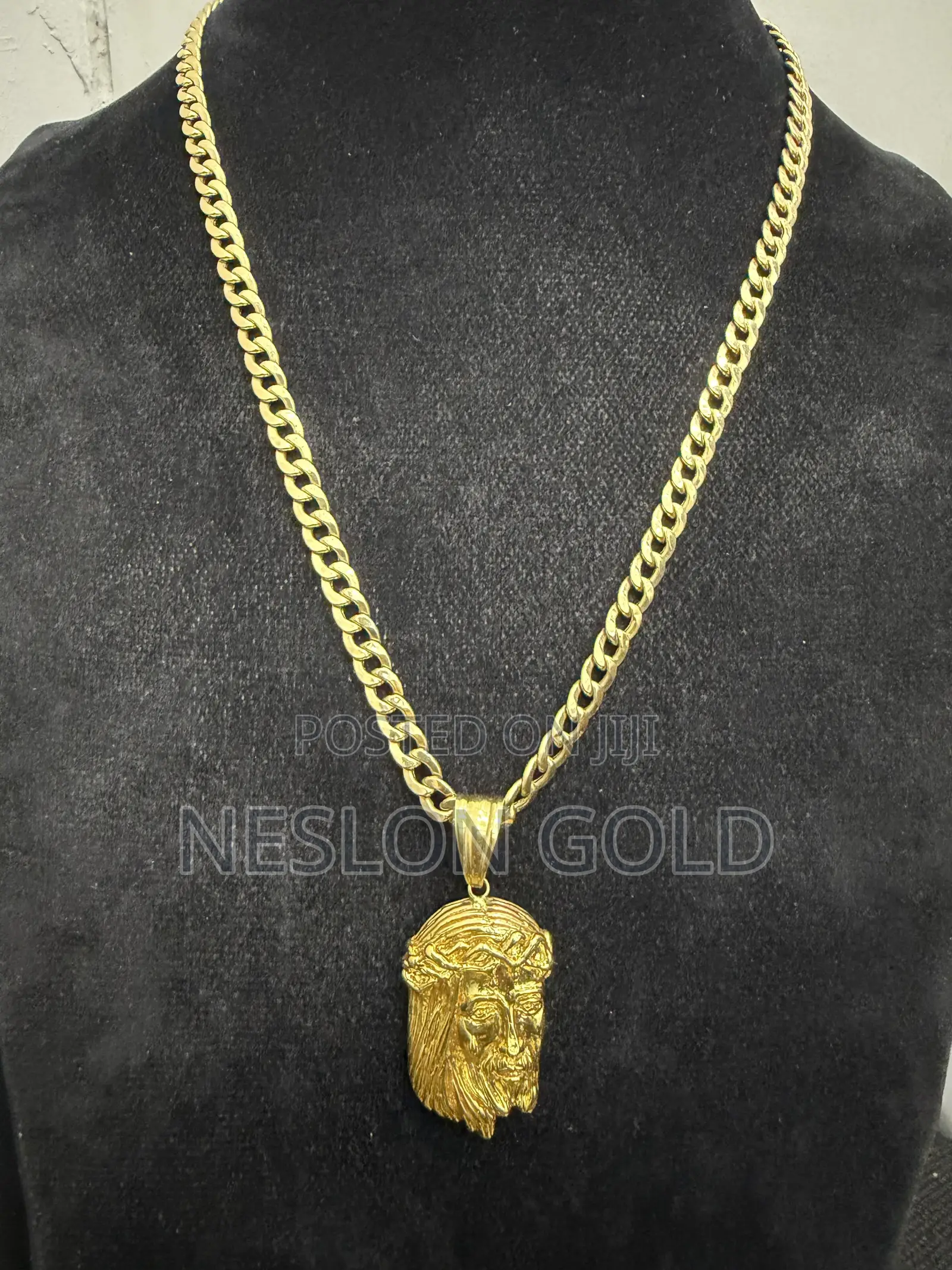 Pure Italy 750 Tested 18karat Cuban With Jesus Piece