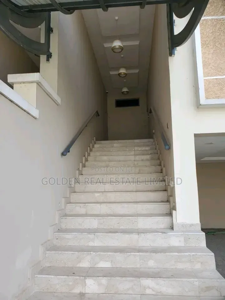 4bdrm Duplex in Maitama for rent
