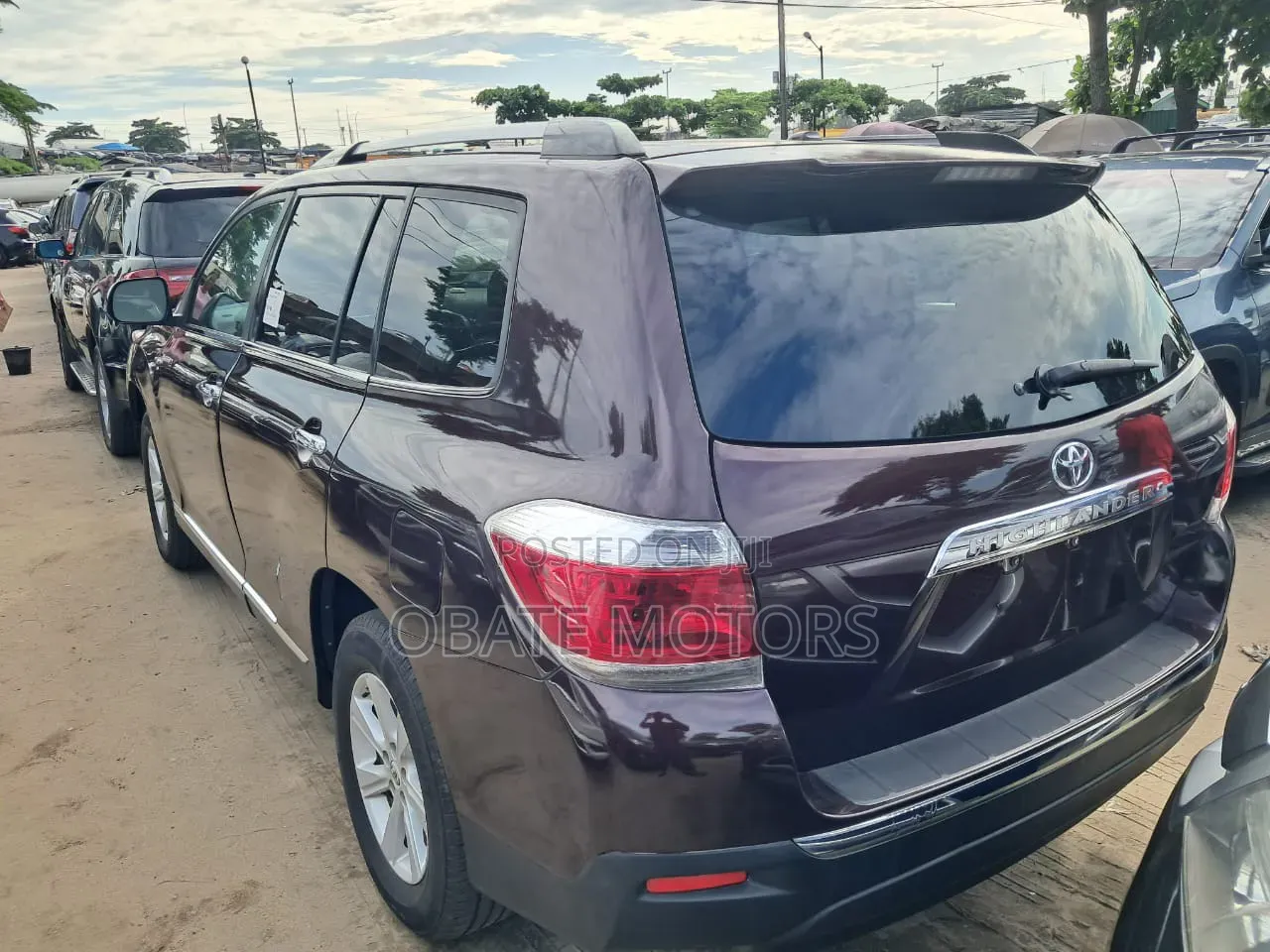 Toyota Highlander Limited 3.5l 4WD 2013 Maroon