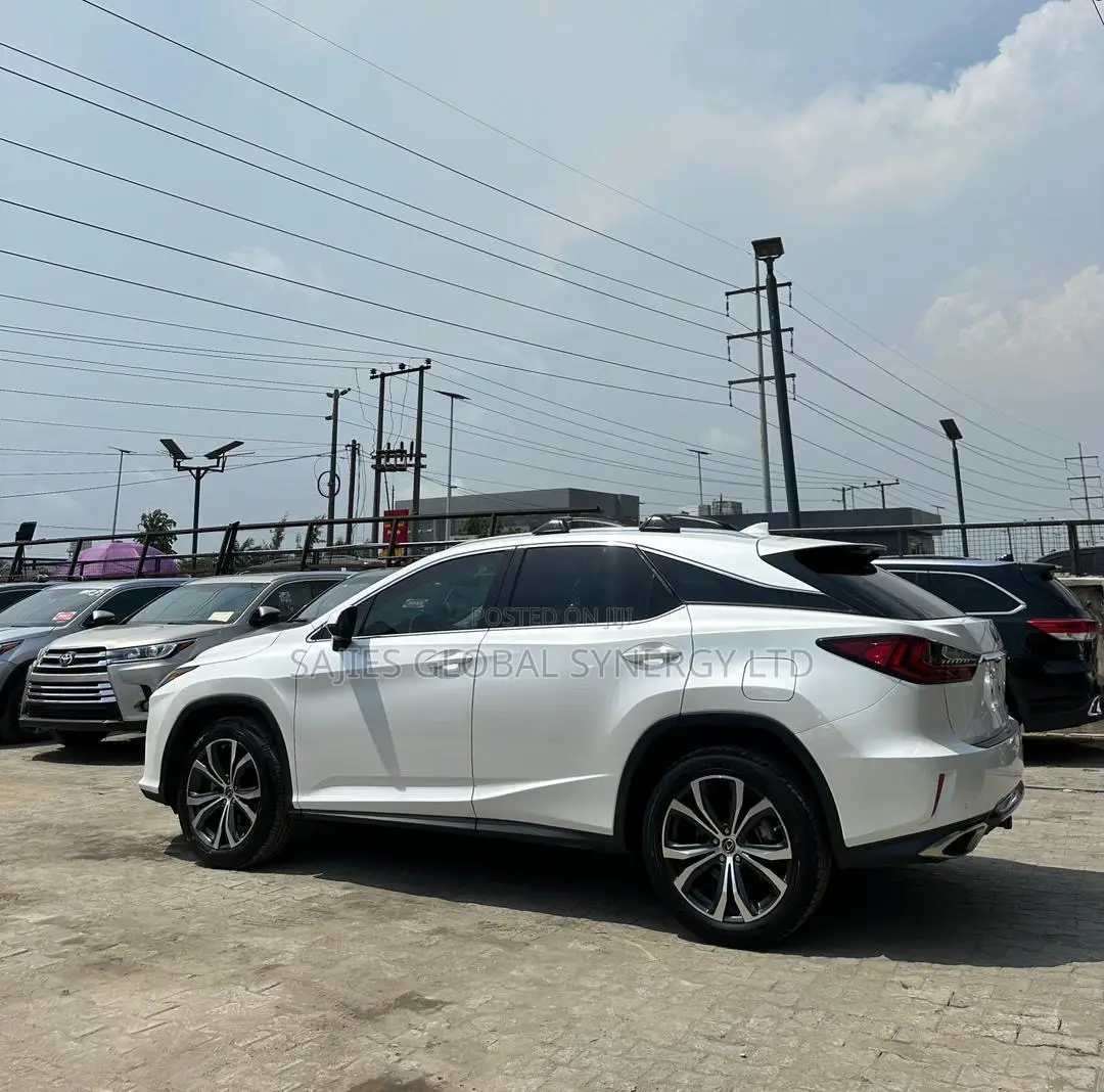Lexus RX 350 AWD 2018 White
