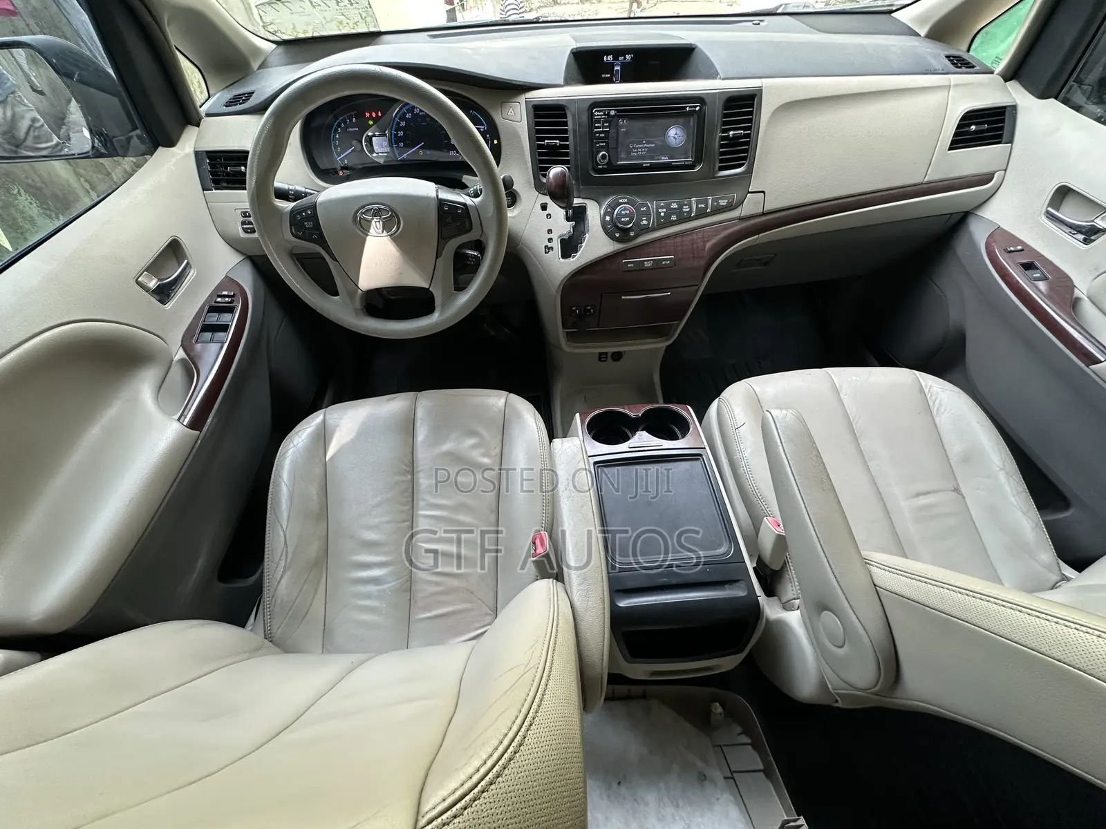 Toyota Sienna XLE 7 Passenger 2012 Gray