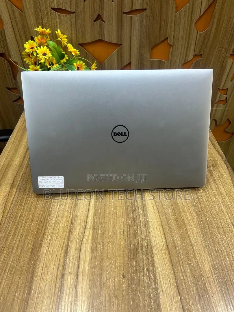 Laptop Dell Precision 5520 16GB Intel Core i7 SSD 256GB