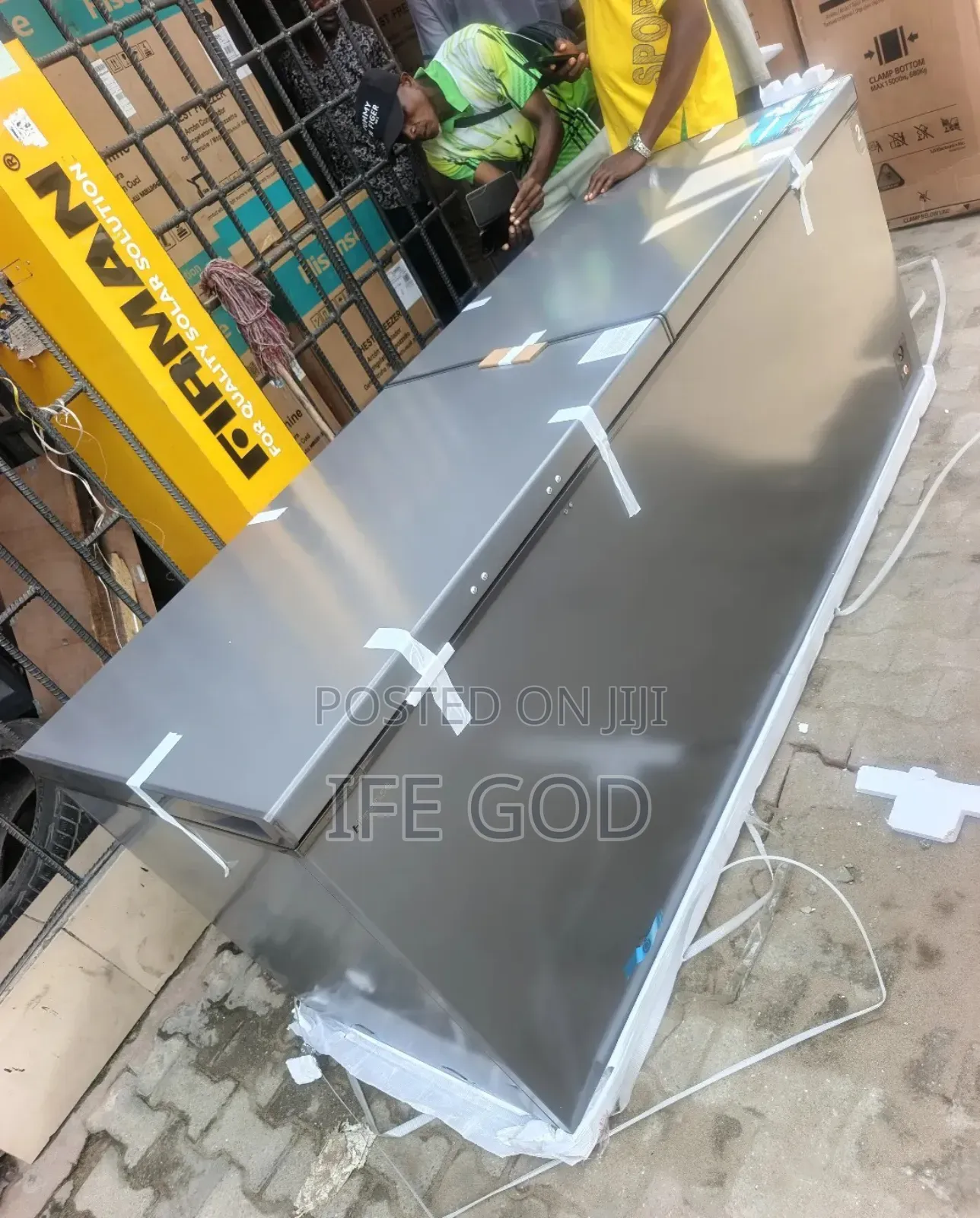 Original Hisense Biggest Chest Freezer 750litters 2 Doors Low Voltage