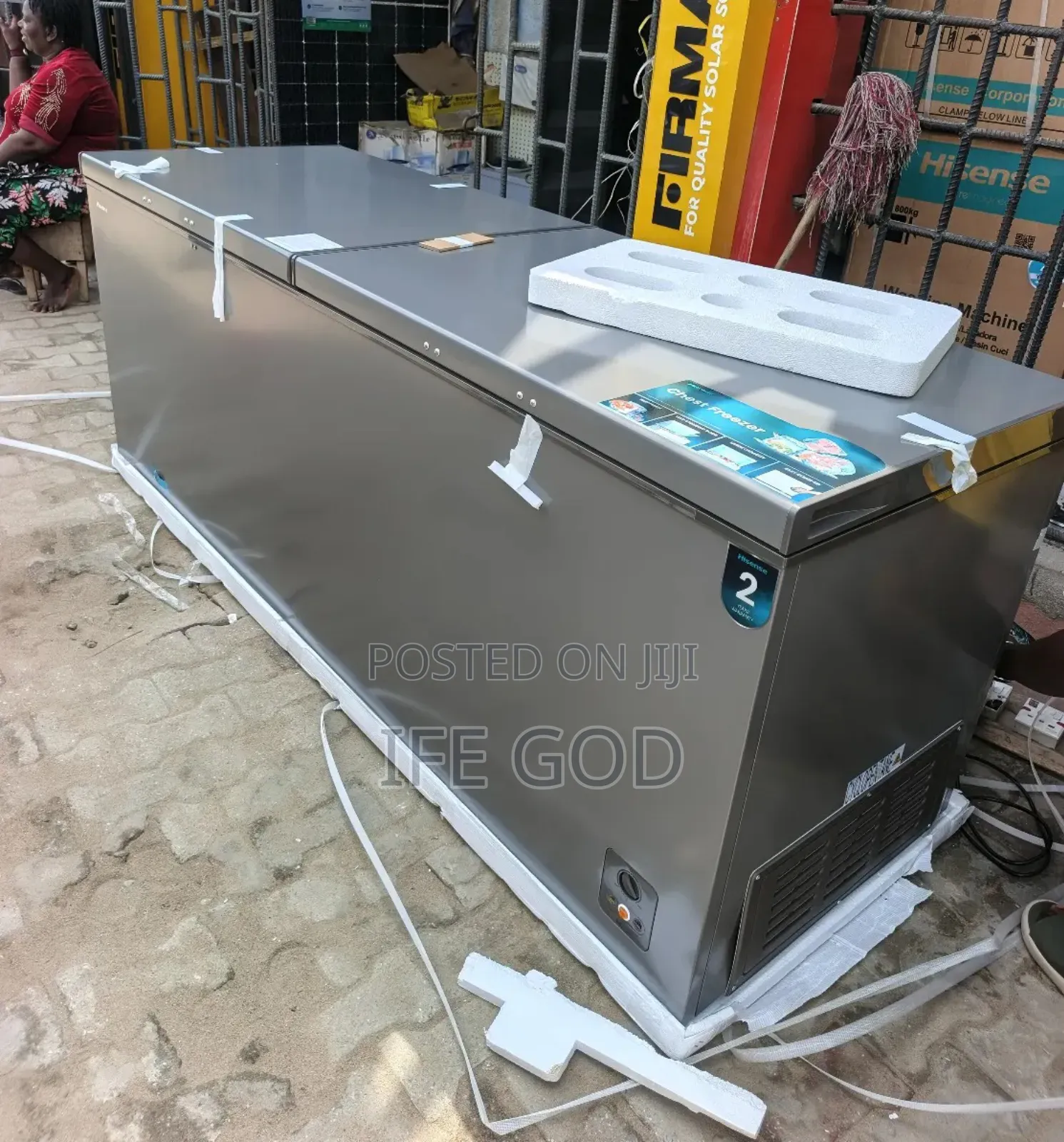 Original Hisense Biggest Chest Freezer 750litters 2 Doors Low Voltage