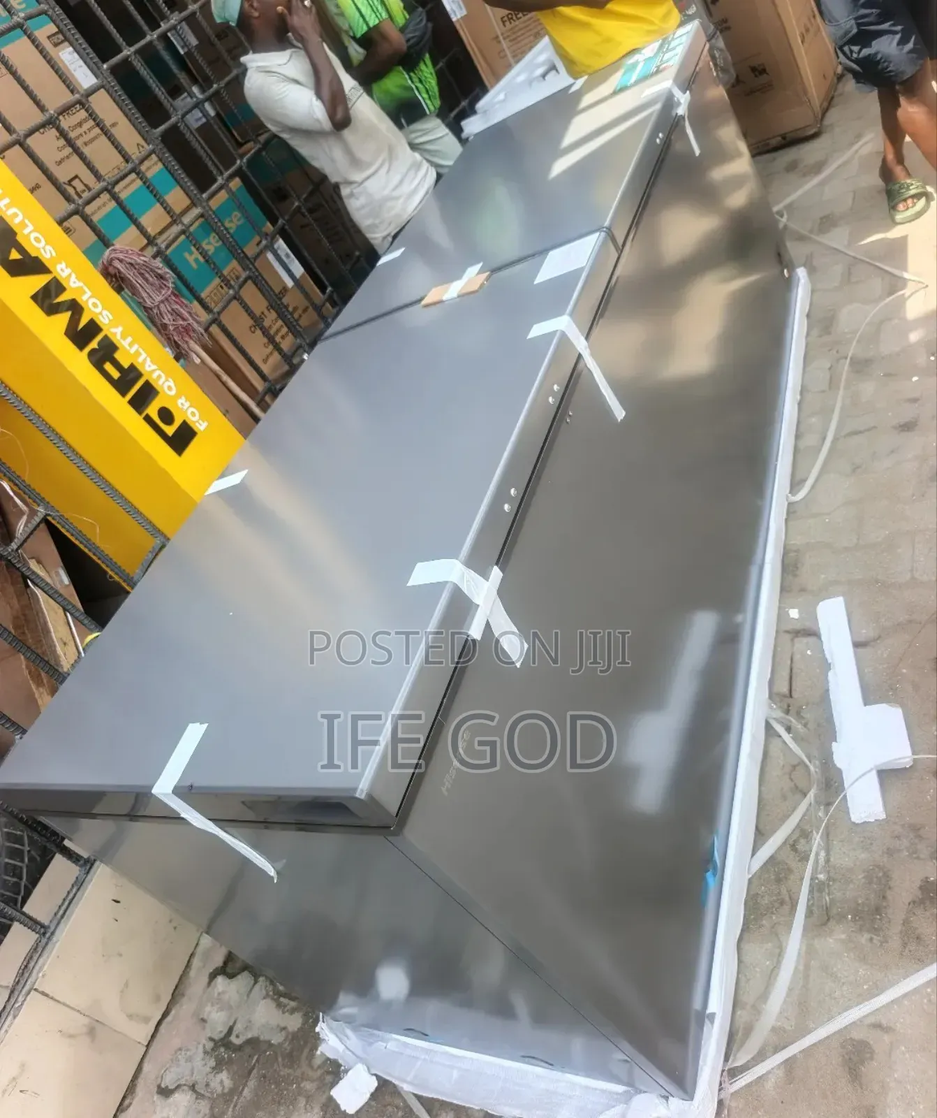 Original Hisense Biggest Chest Freezer 750litters 2 Doors Low Voltage