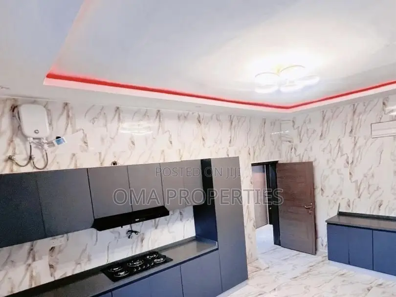 Furnished 4bdrm House in Sangotedo for sale