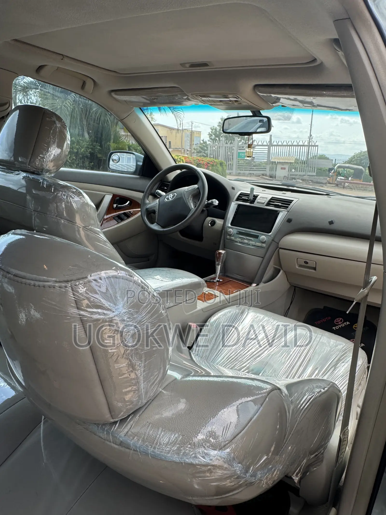Toyota Camry 2010 Green