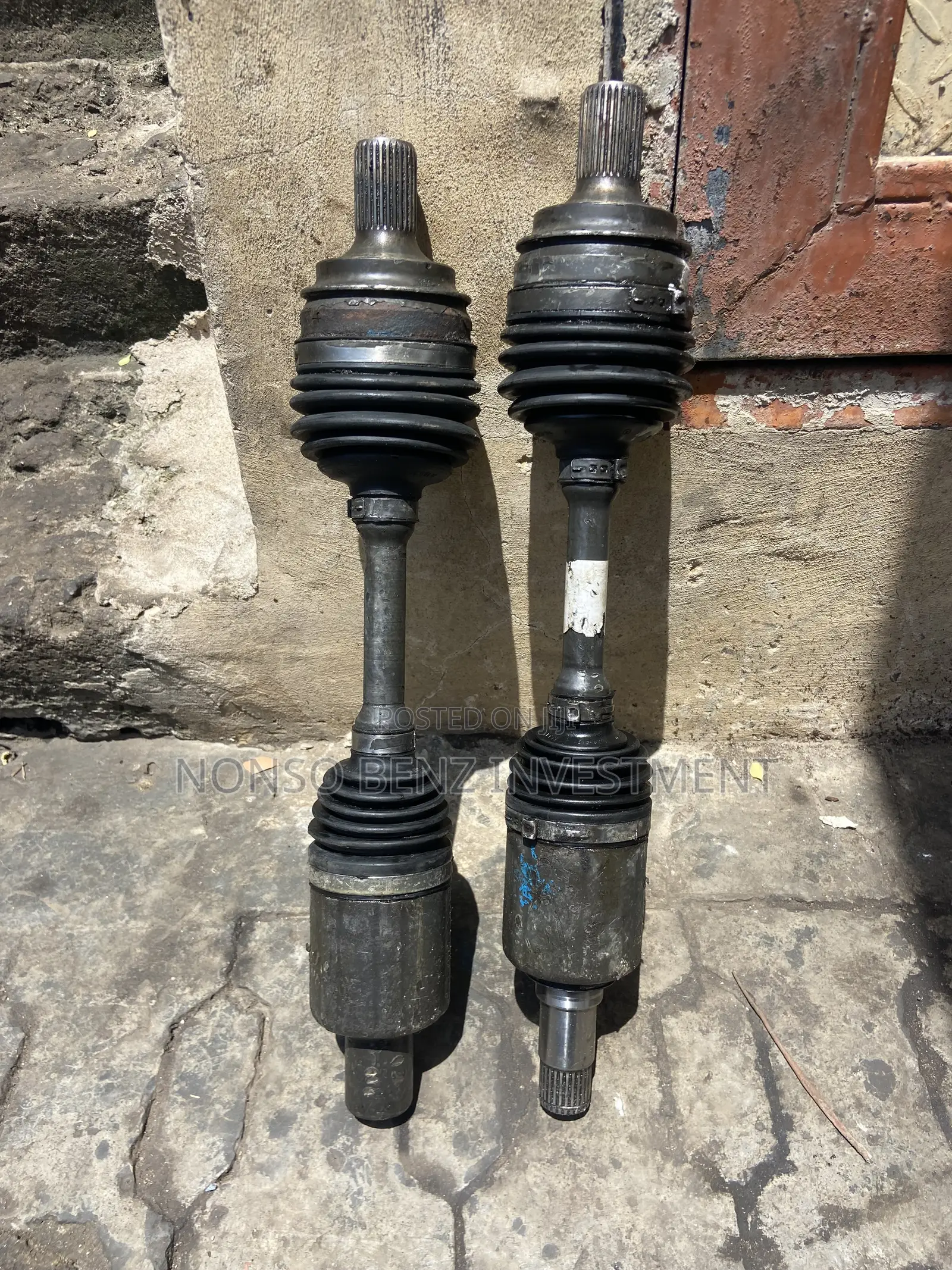 Set of Front Driving Shaft C300 (W204)/ Front Shaft 204 4matic