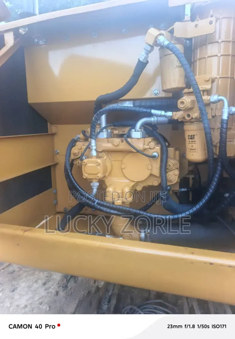 320cl Excavator for Sale