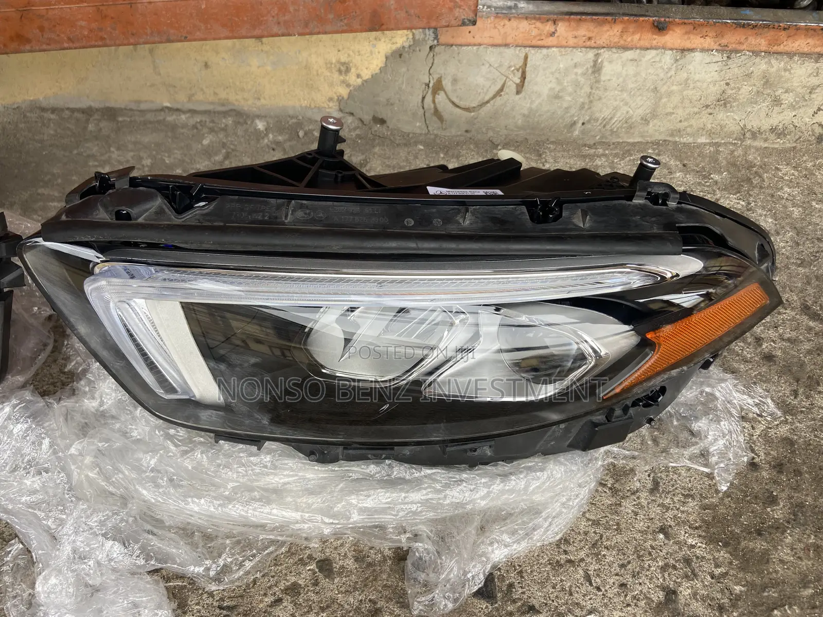 Set of Headlights a Class New Model a 220 Single Charger