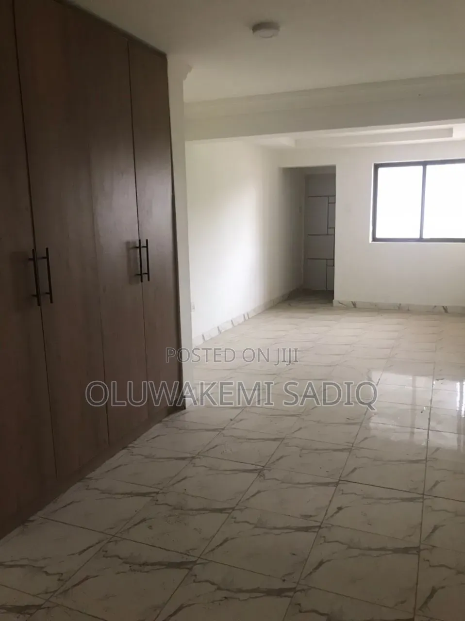 6bdrm Townhouse/Terrace in Shonibare Estate for sale