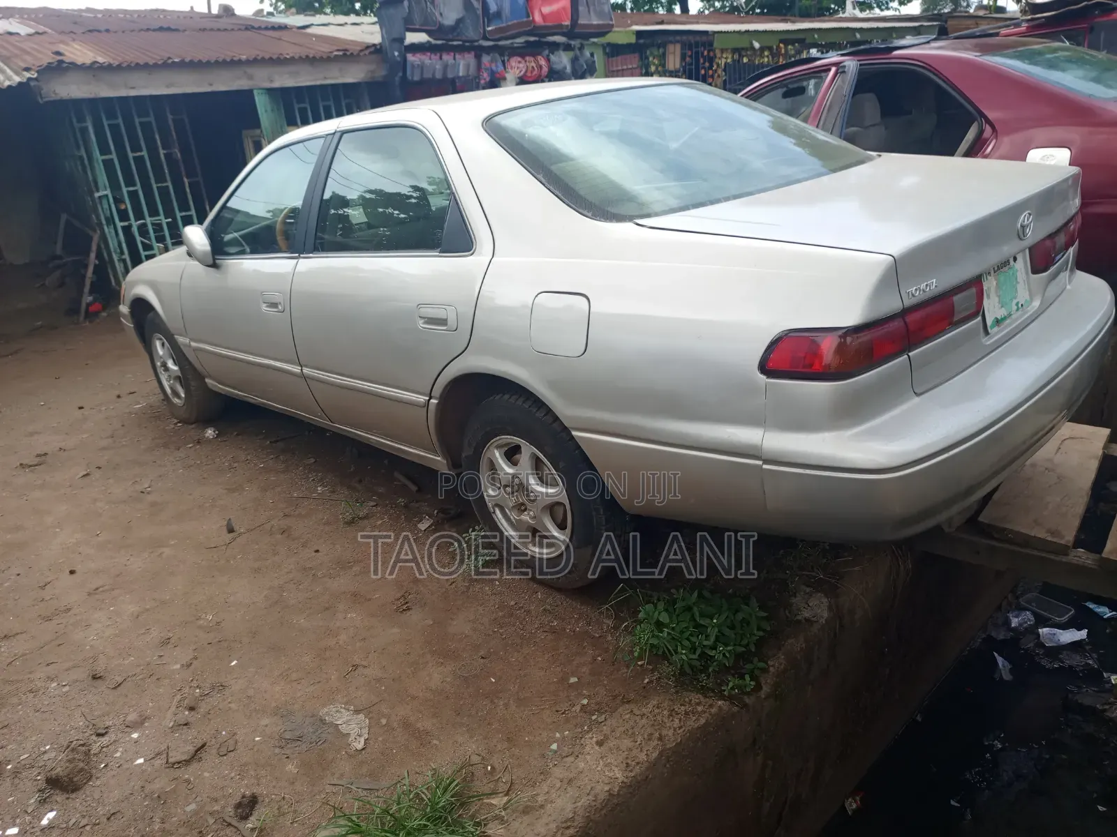 Toyota Camry Automatic 1999 Silver