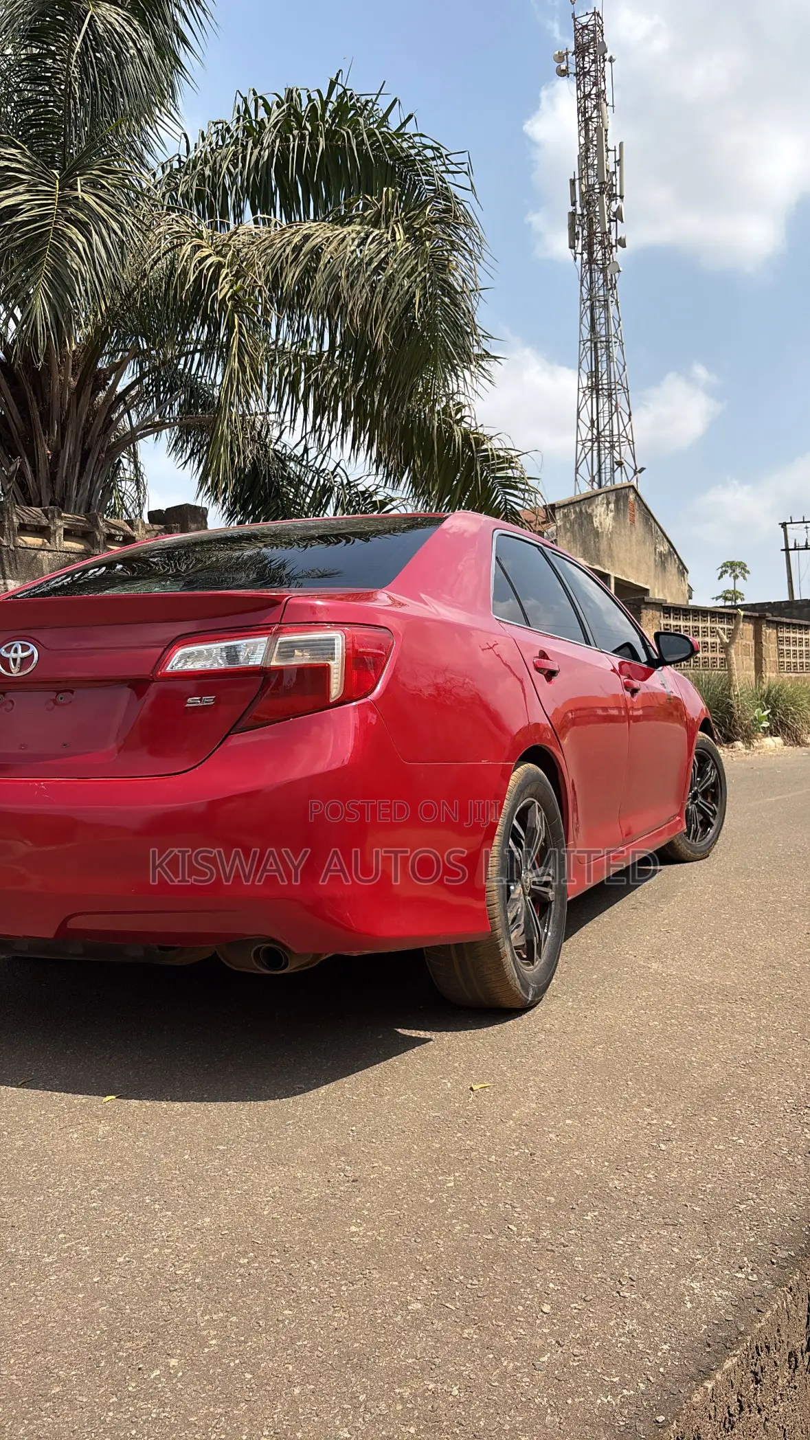 Toyota Camry SE 4dr Sedan (2.5L 4cyl 6A) 2014 Red