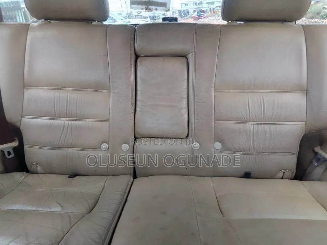 Nissan Pathfinder 1999 White
