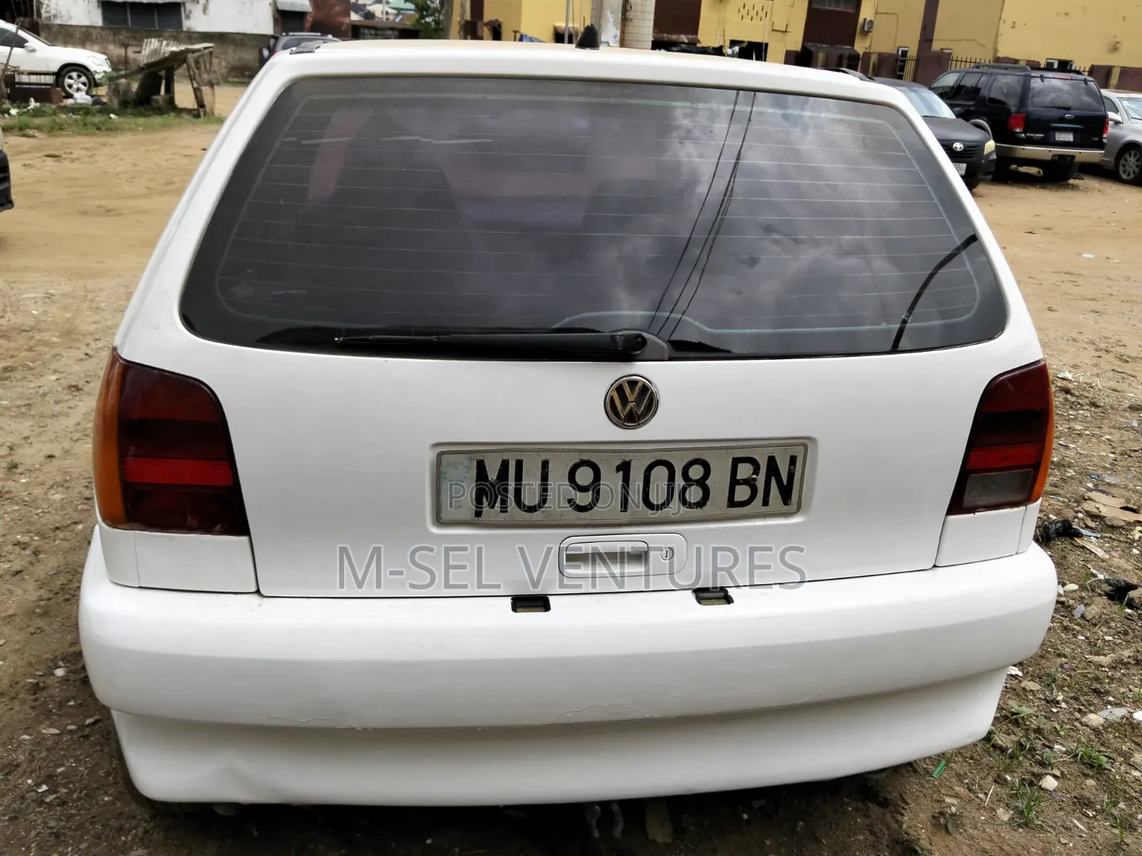 Volkswagen Polo 2000 White