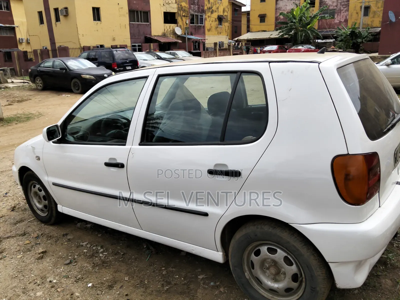 Volkswagen Polo 2000 White