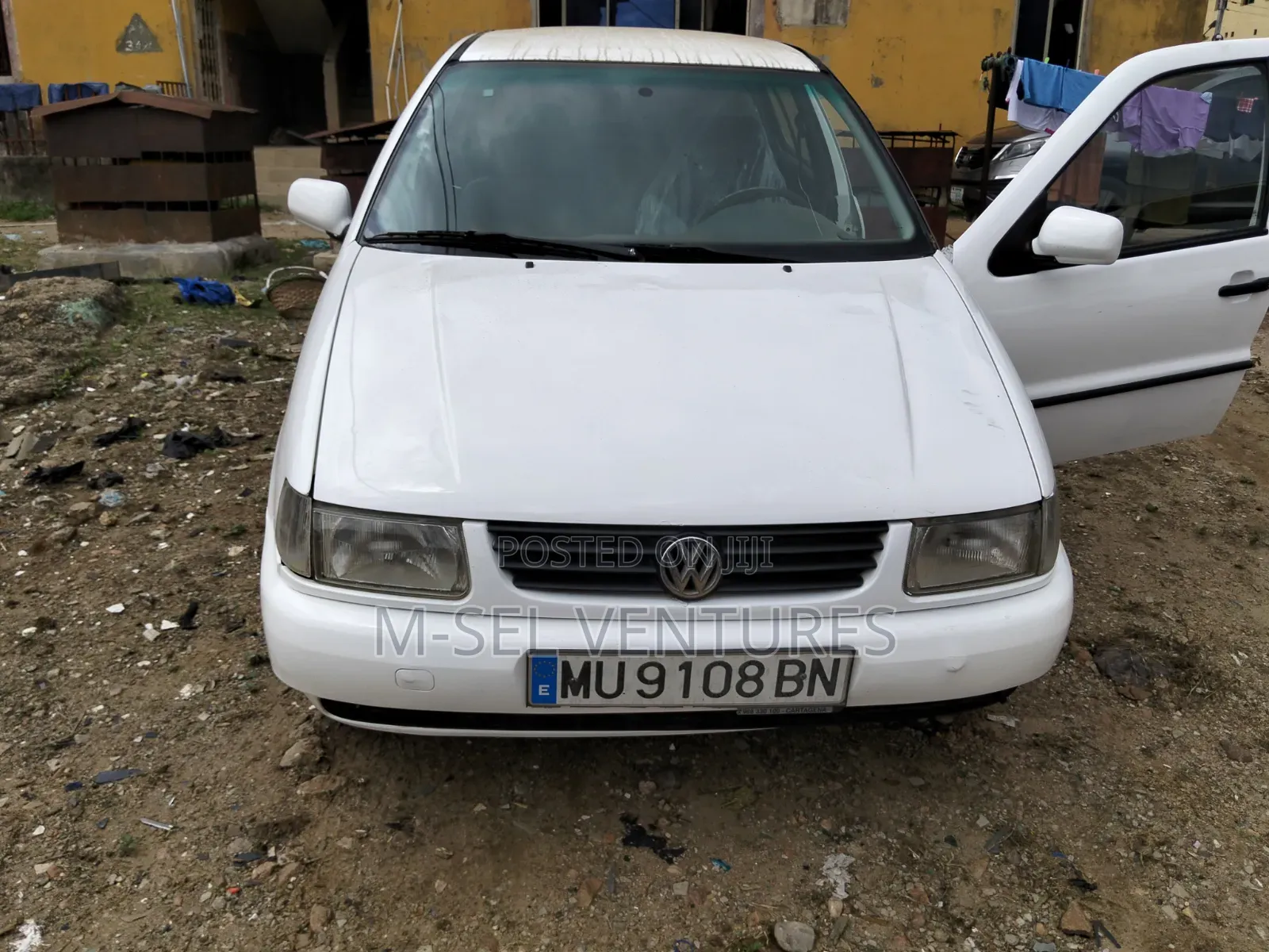 Volkswagen Polo 2000 White