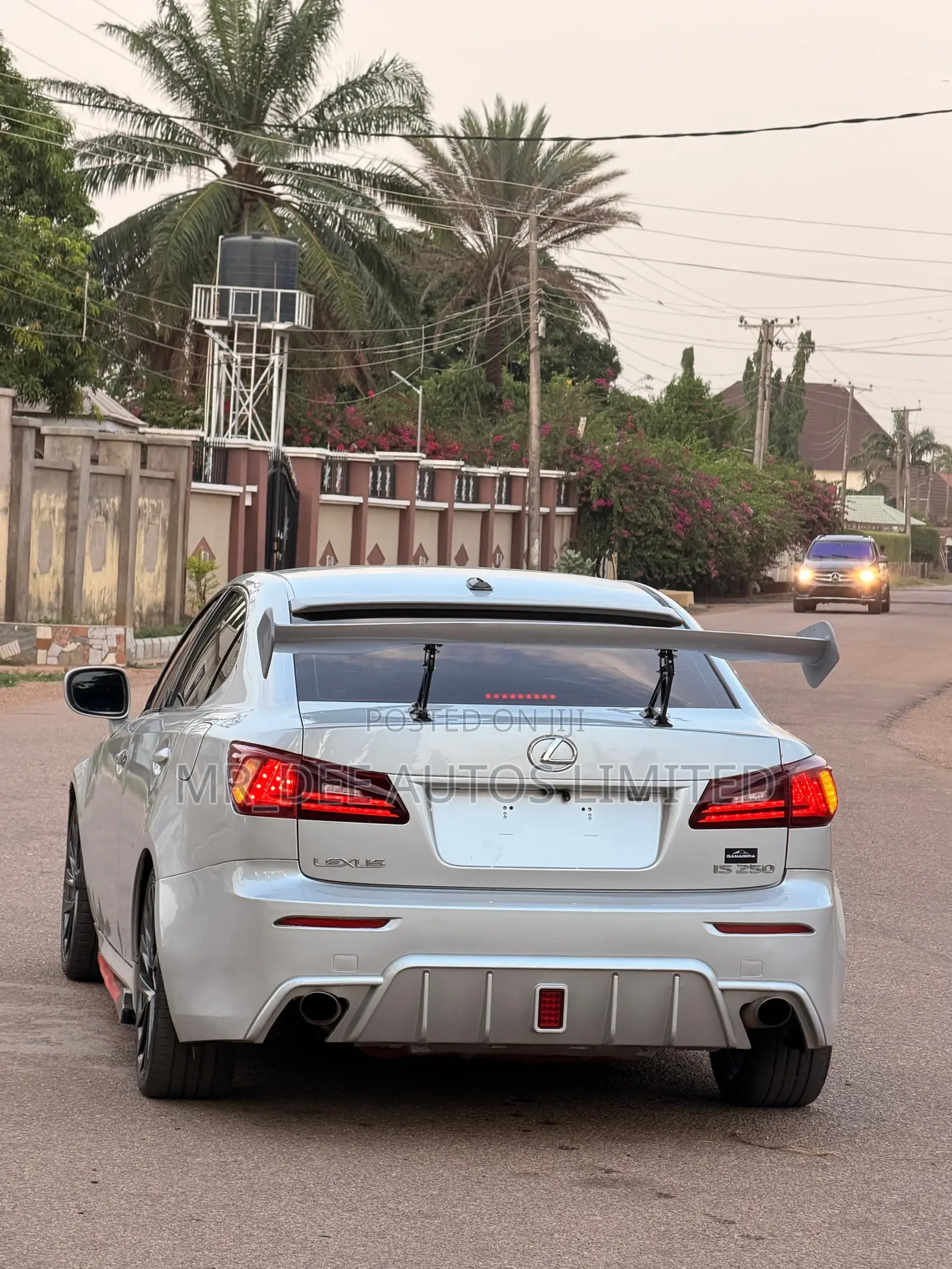Lexus IS 2016 Silver