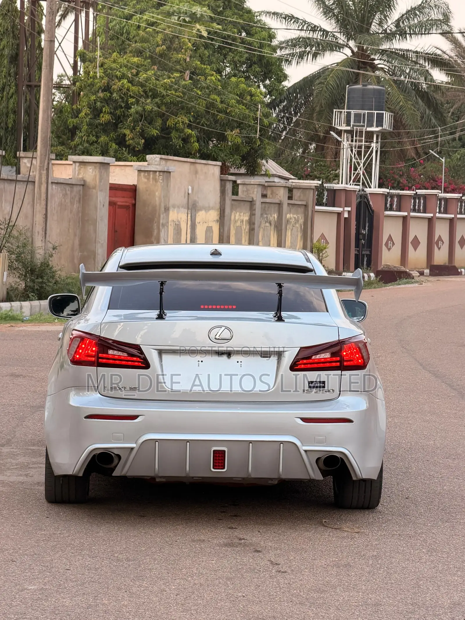 Lexus IS 2016 Silver