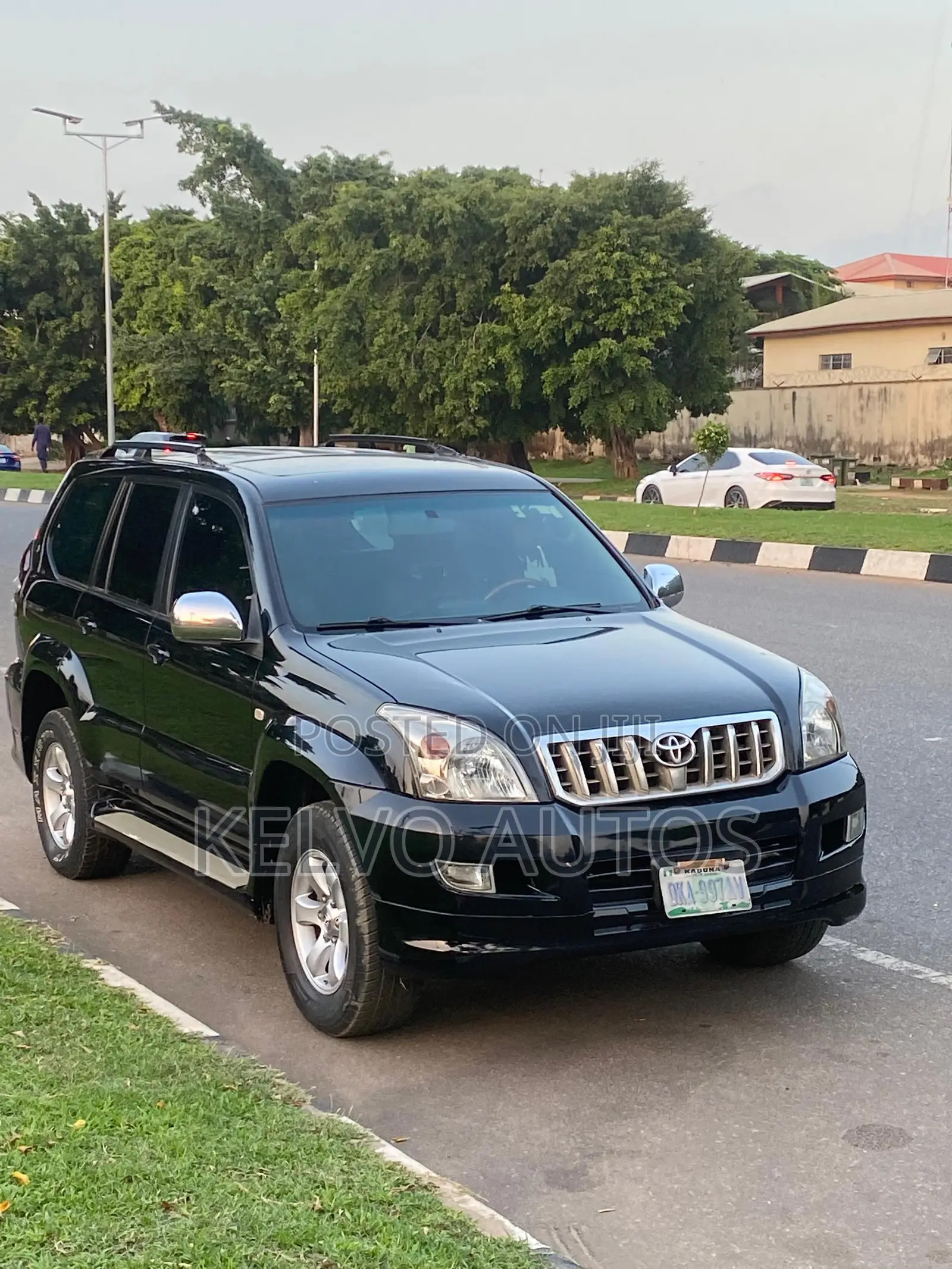 Toyota Land Cruiser Prado 2008 Black