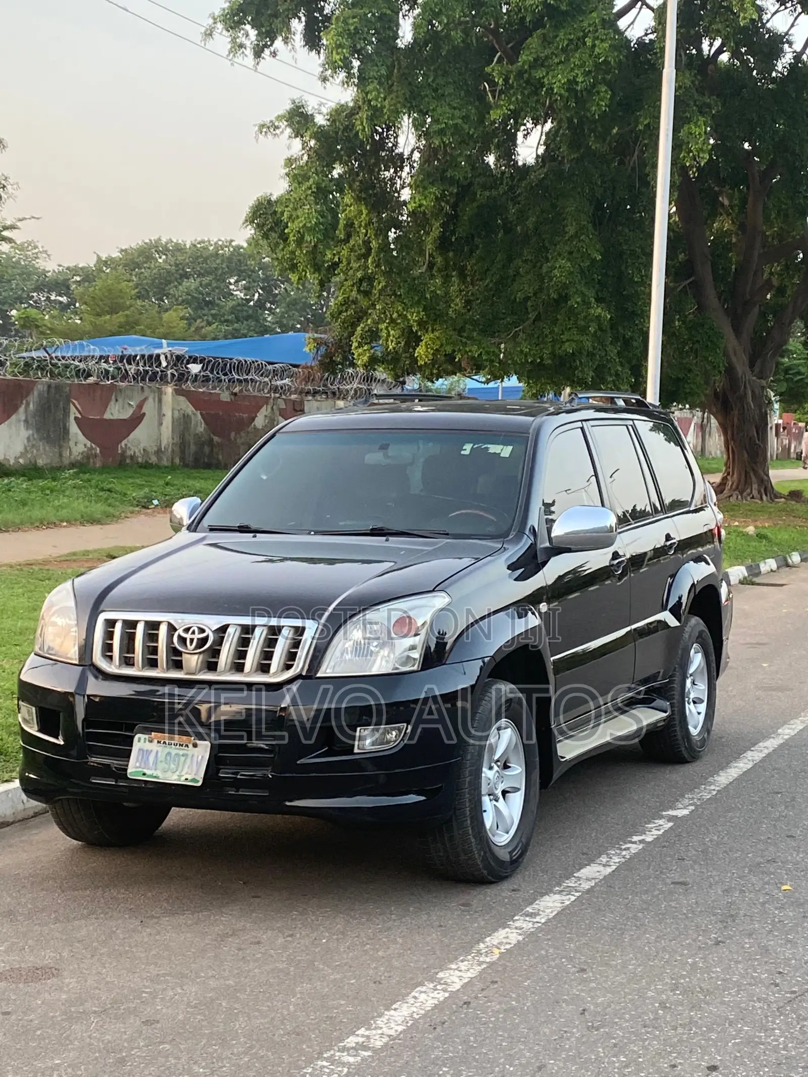 Toyota Land Cruiser Prado 2008 Black