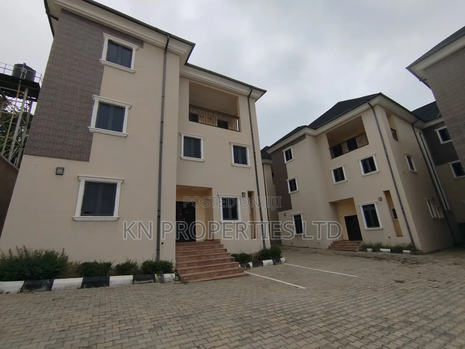 5bdrm Townhouse / Terrace in Corporate Letting 5, Guzape District