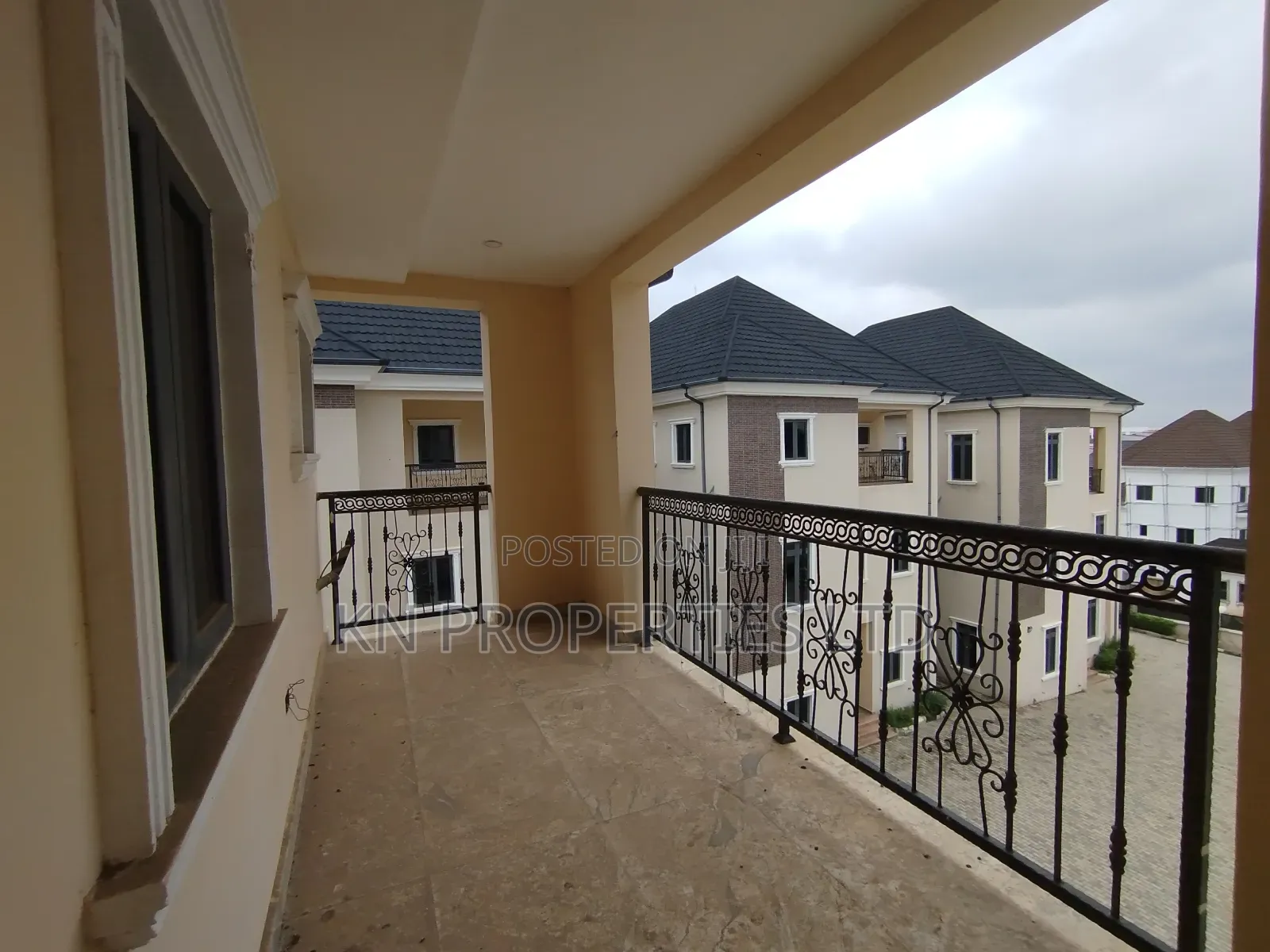 5bdrm Townhouse / Terrace in Corporate Letting 5, Guzape District