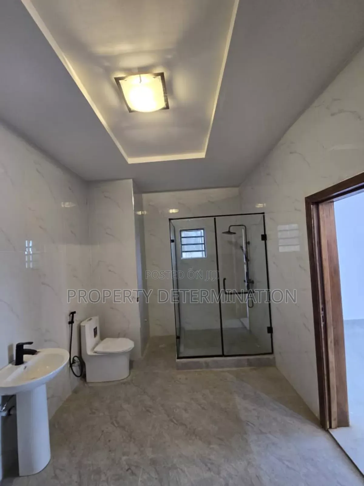 4bdrm Duplex in Ikeja for sale