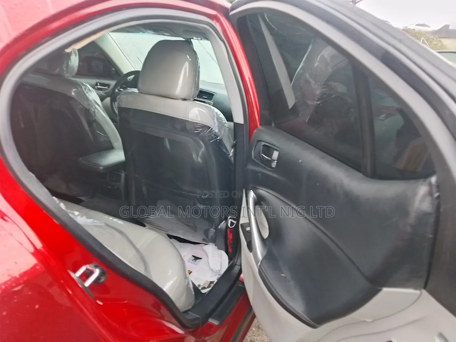 Direct Tokunbo Lexus Is250. 2010. 2011.