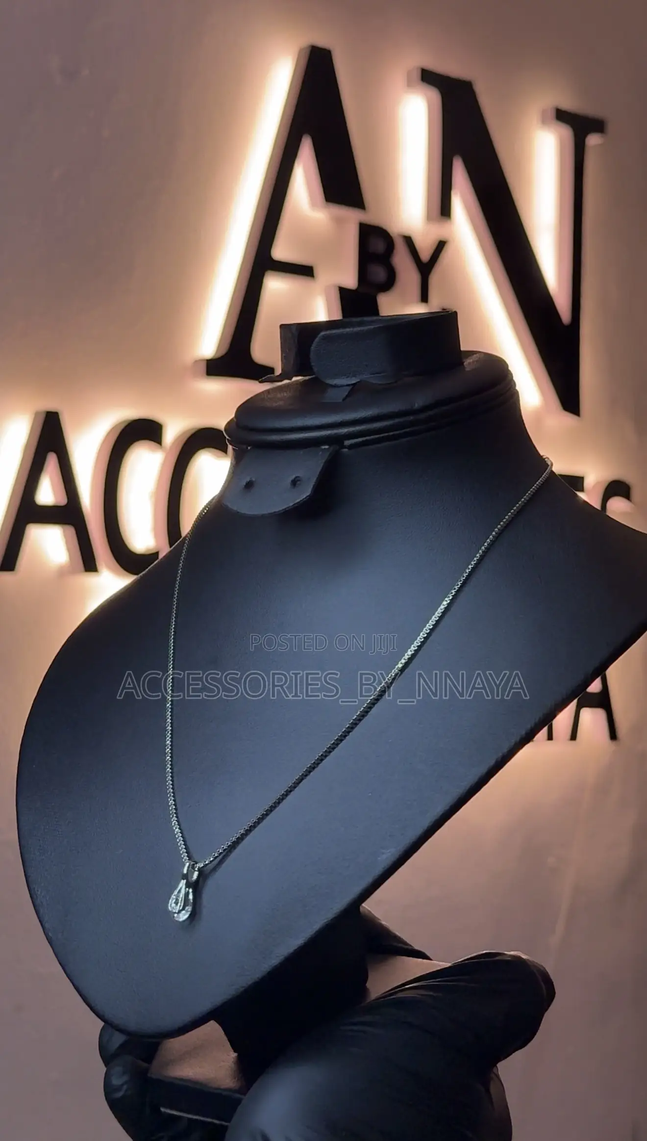 Silver Teardrop Crystal Pendant Necklace - Minimalist