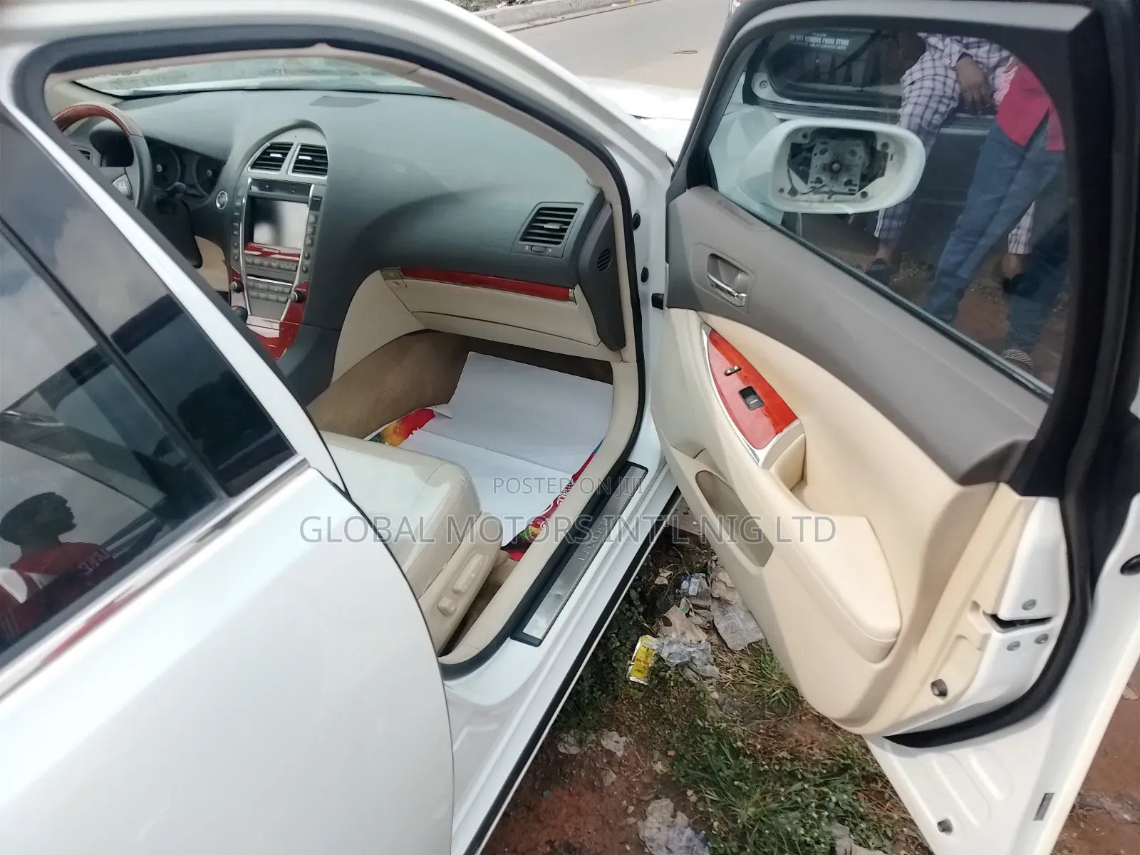 Lexus Es350 2011 Full Option
