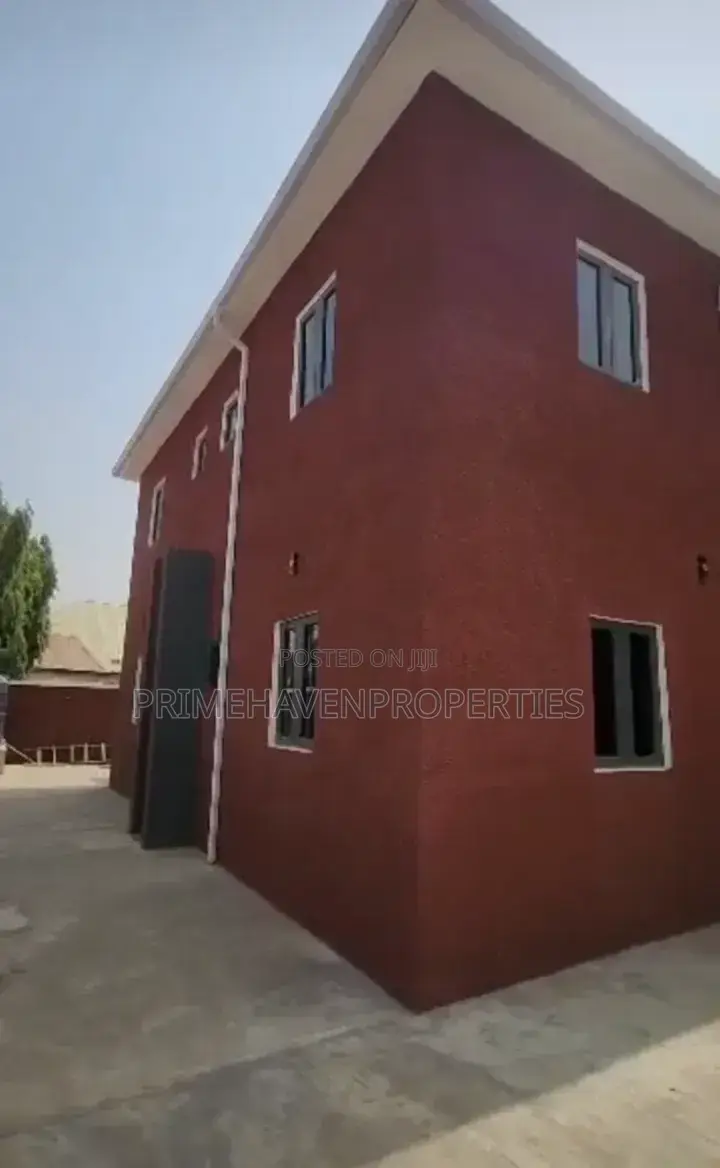 2bdrm Block of Flats in Kubwa for sale