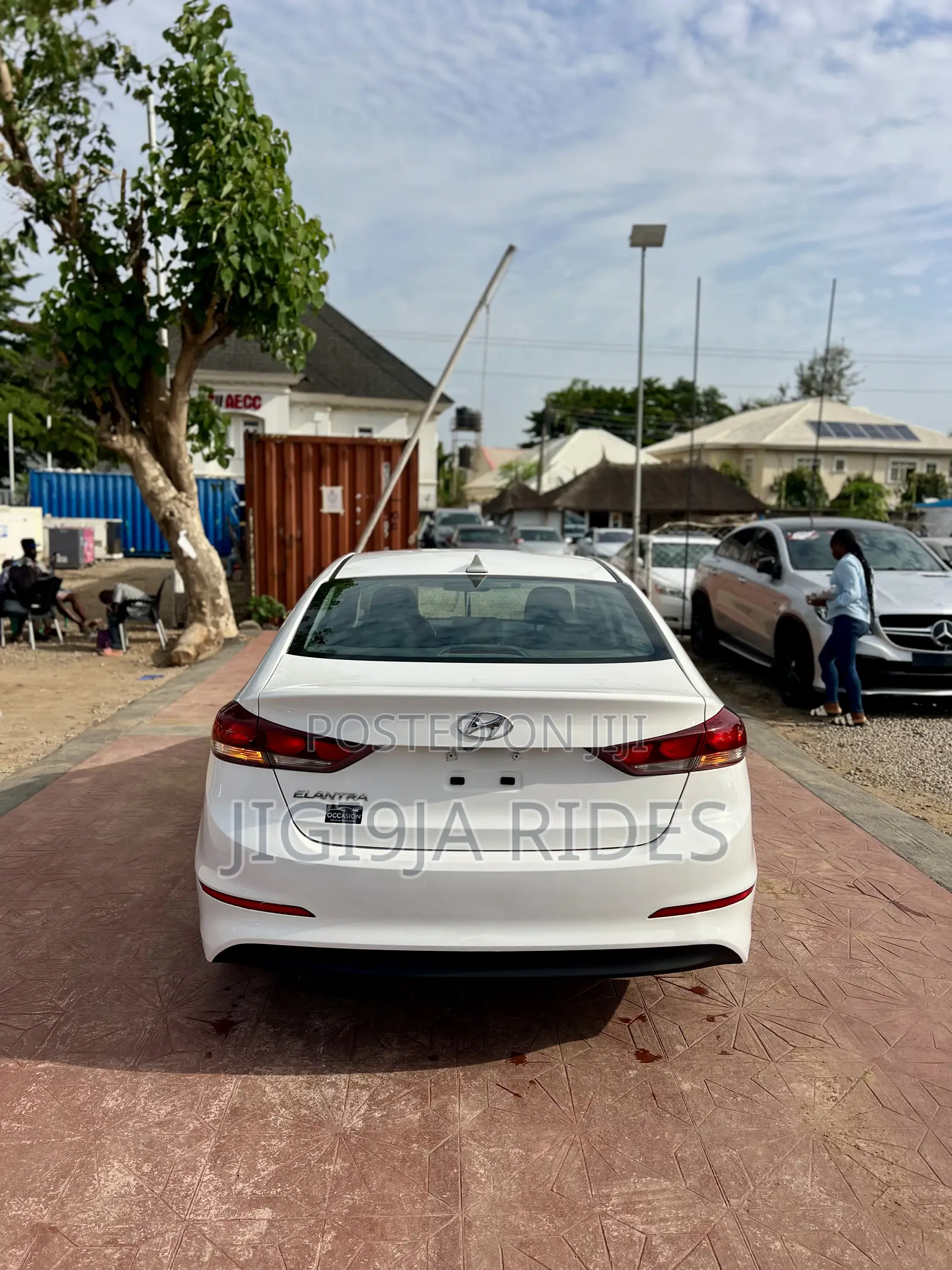 Hyundai Elantra 2018 White