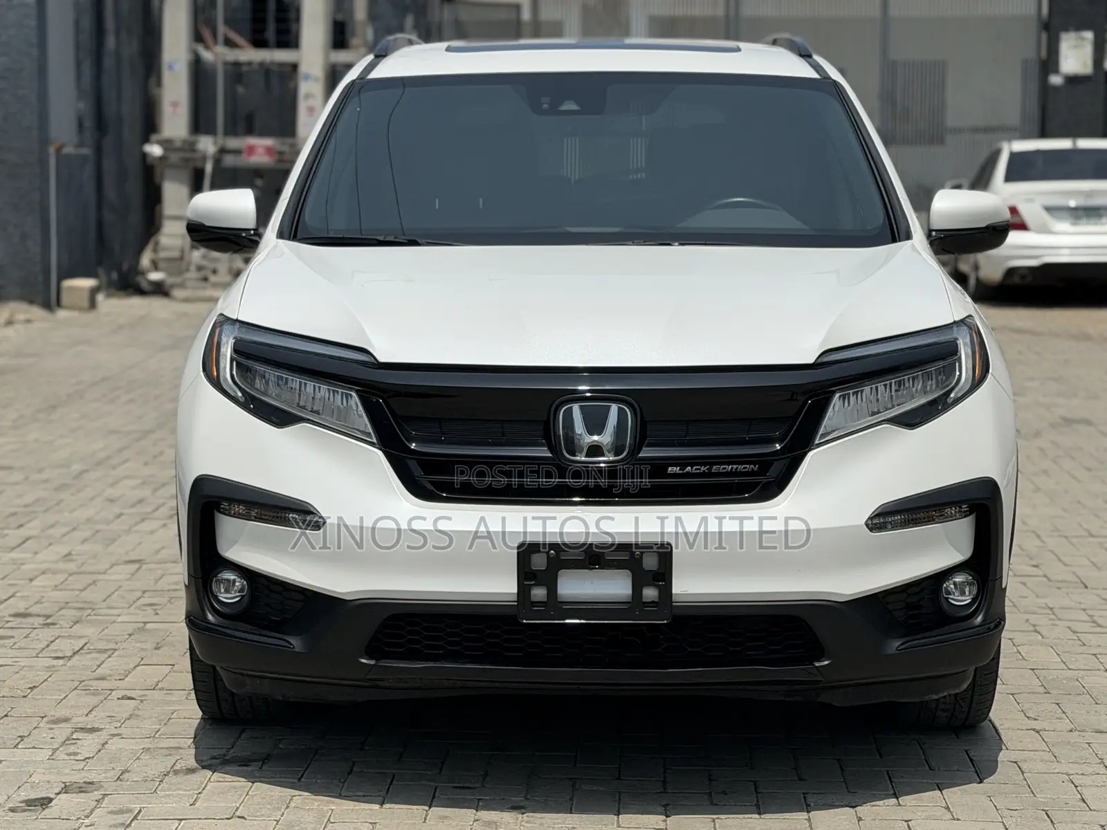 Honda Pilot Black Edition AWD 2020 White