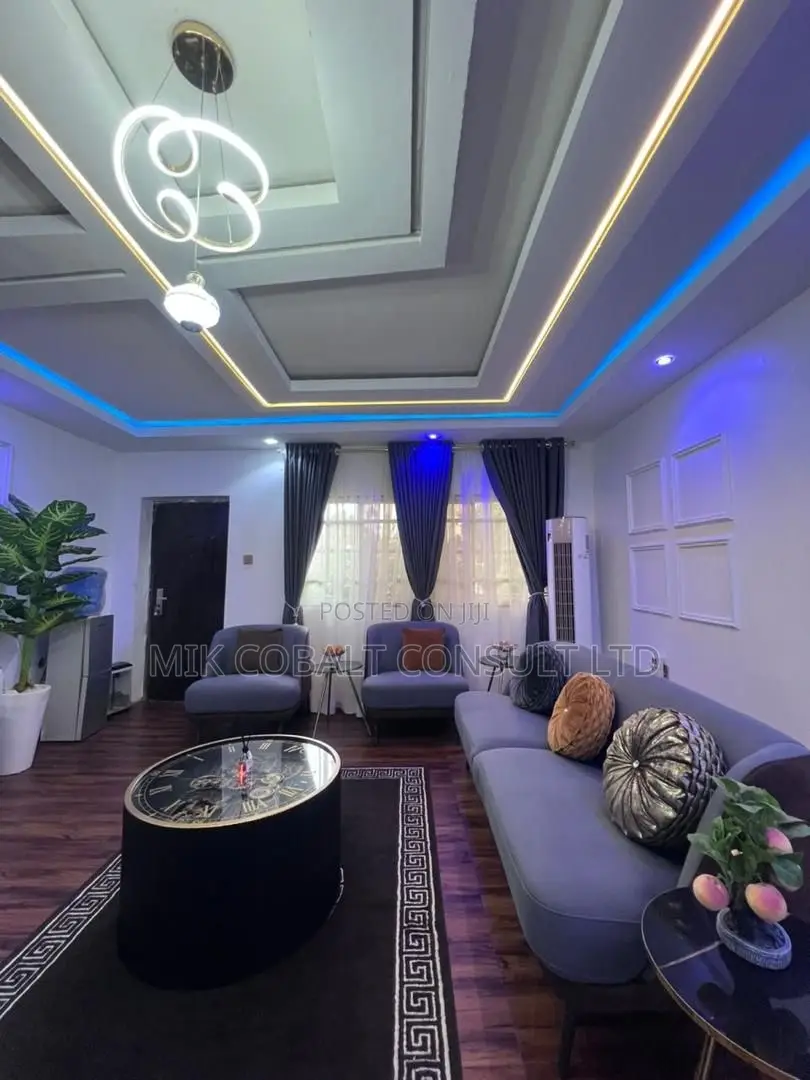 3bdrm Block of Flats in Jabi By Shoprite for rent