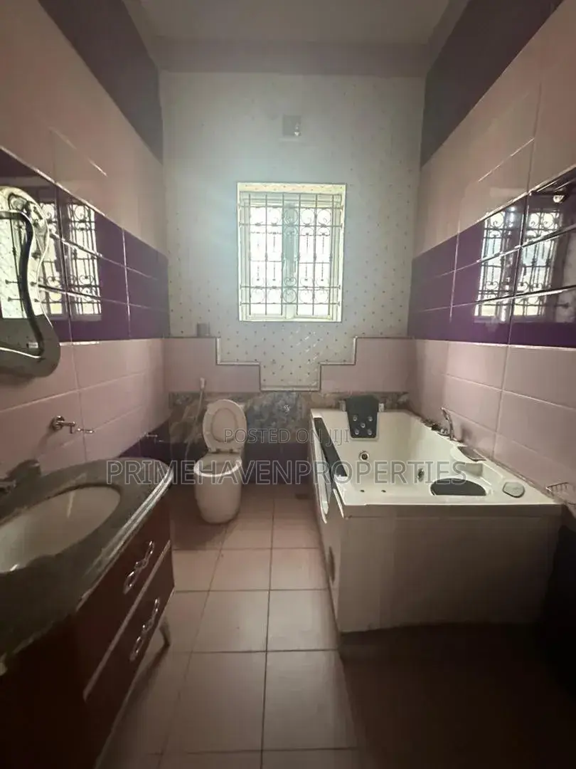 6bdrm Duplex in Katampe Extension for rent